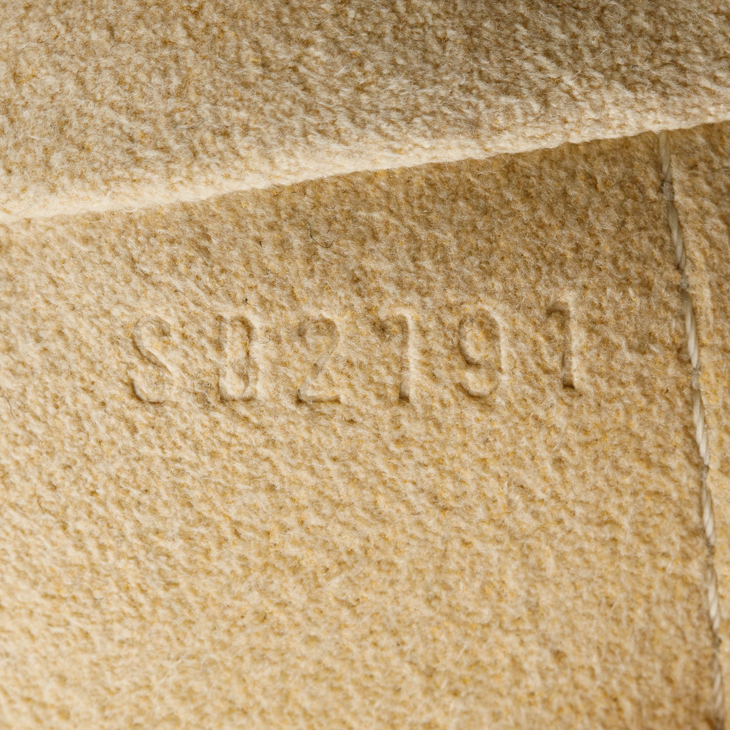 Louis Vuitton Monogram Artsy MM w/ Receipt