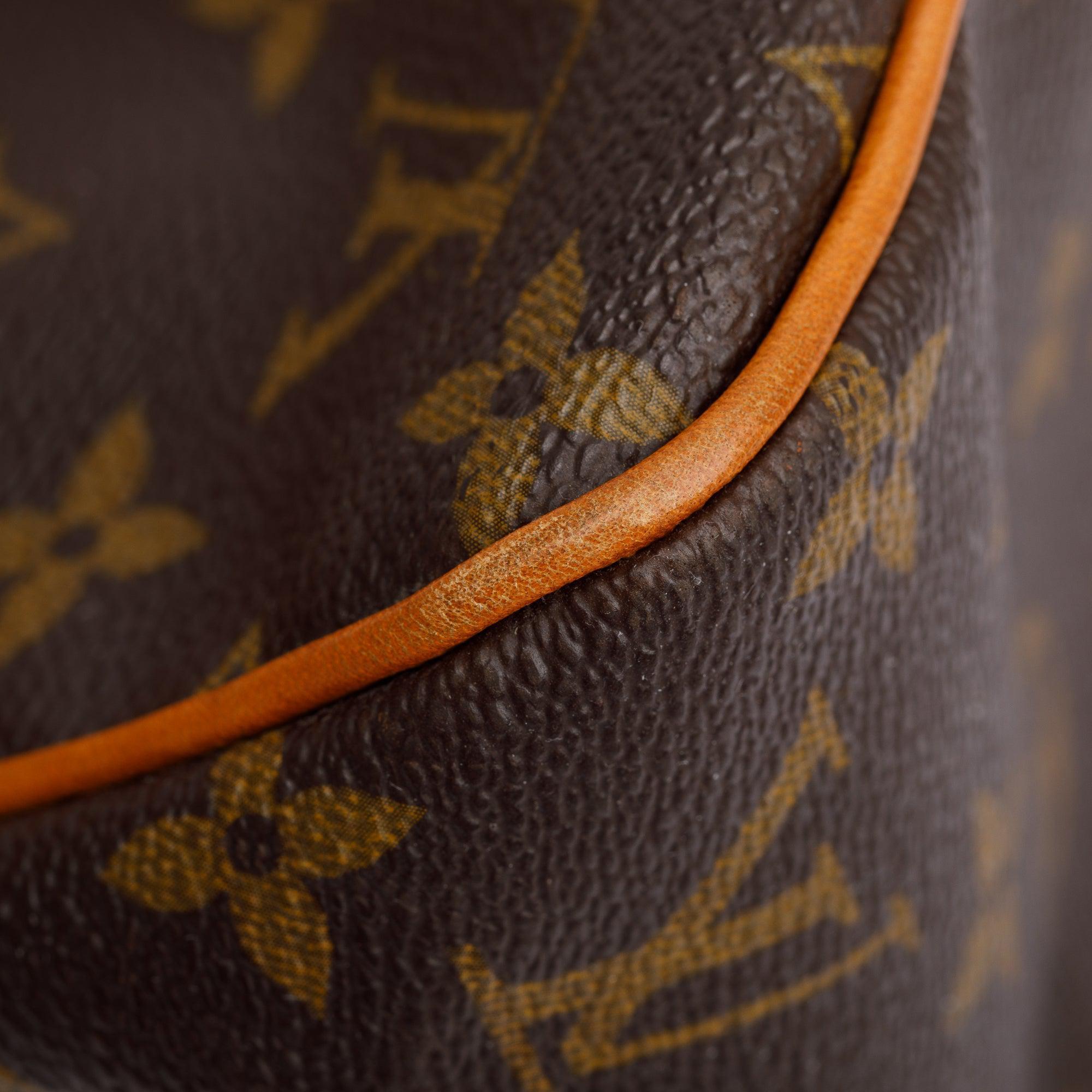 Louis Vuitton Monogram Batignolles Vertical Bag