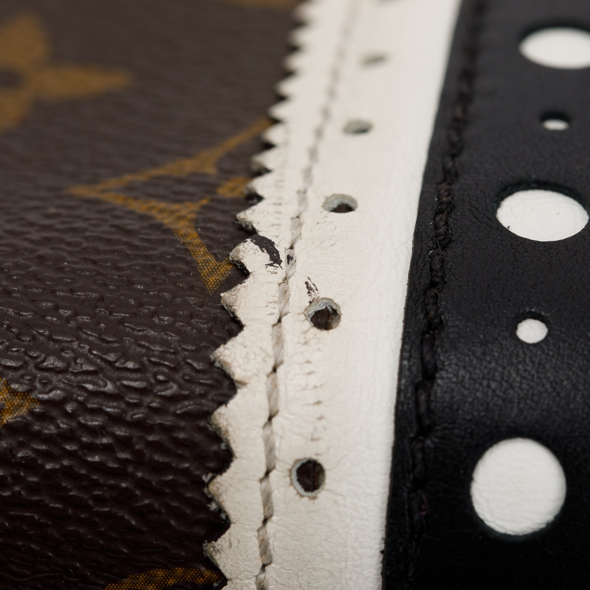 Louis Vuitton Monogram Brogue City Steamer MM w/ Strap