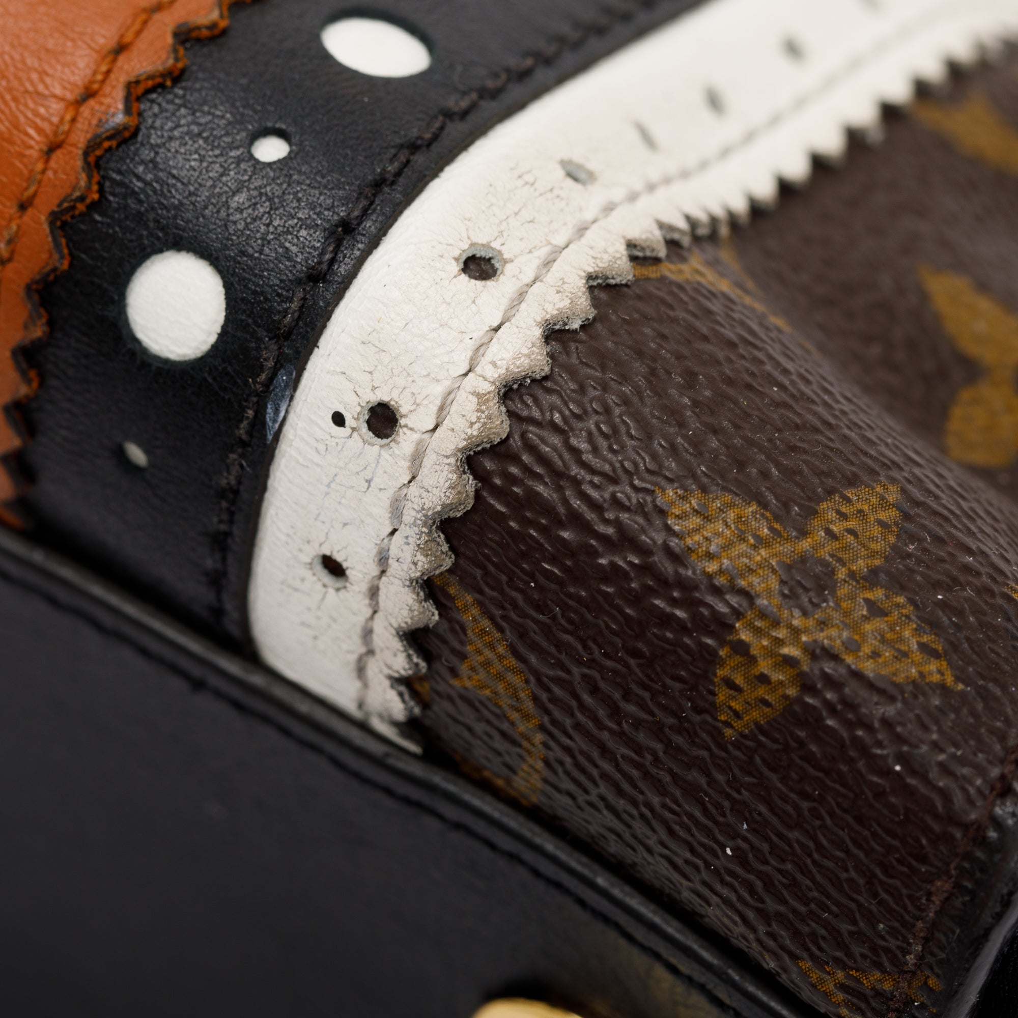 Louis Vuitton Monogram Brogue City Steamer MM w/ Strap