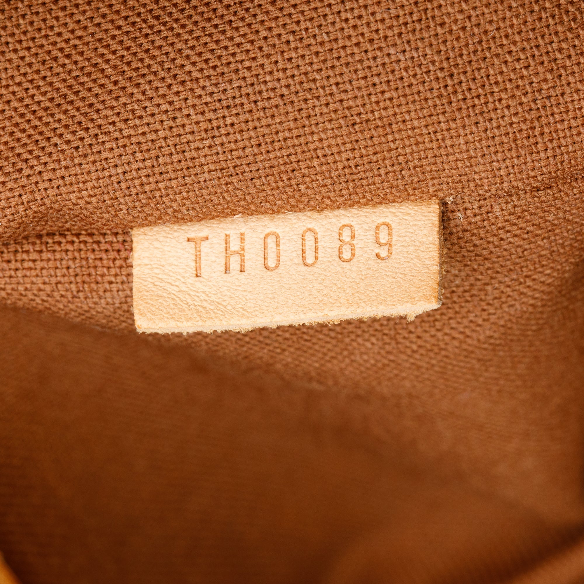 Louis Vuitton Monogram Carryall Bag