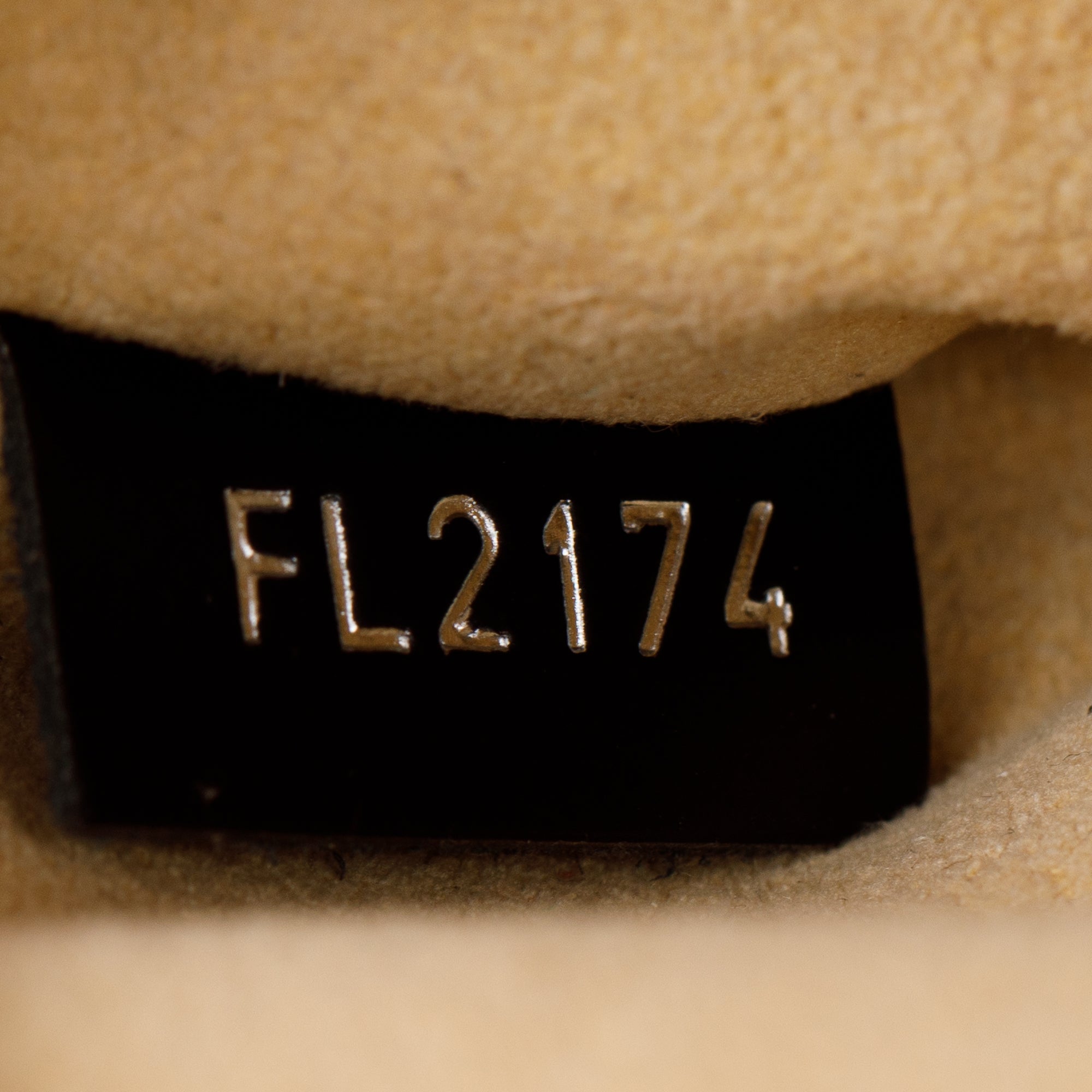 Louis Vuitton Monogram Dora MM w/ Strap