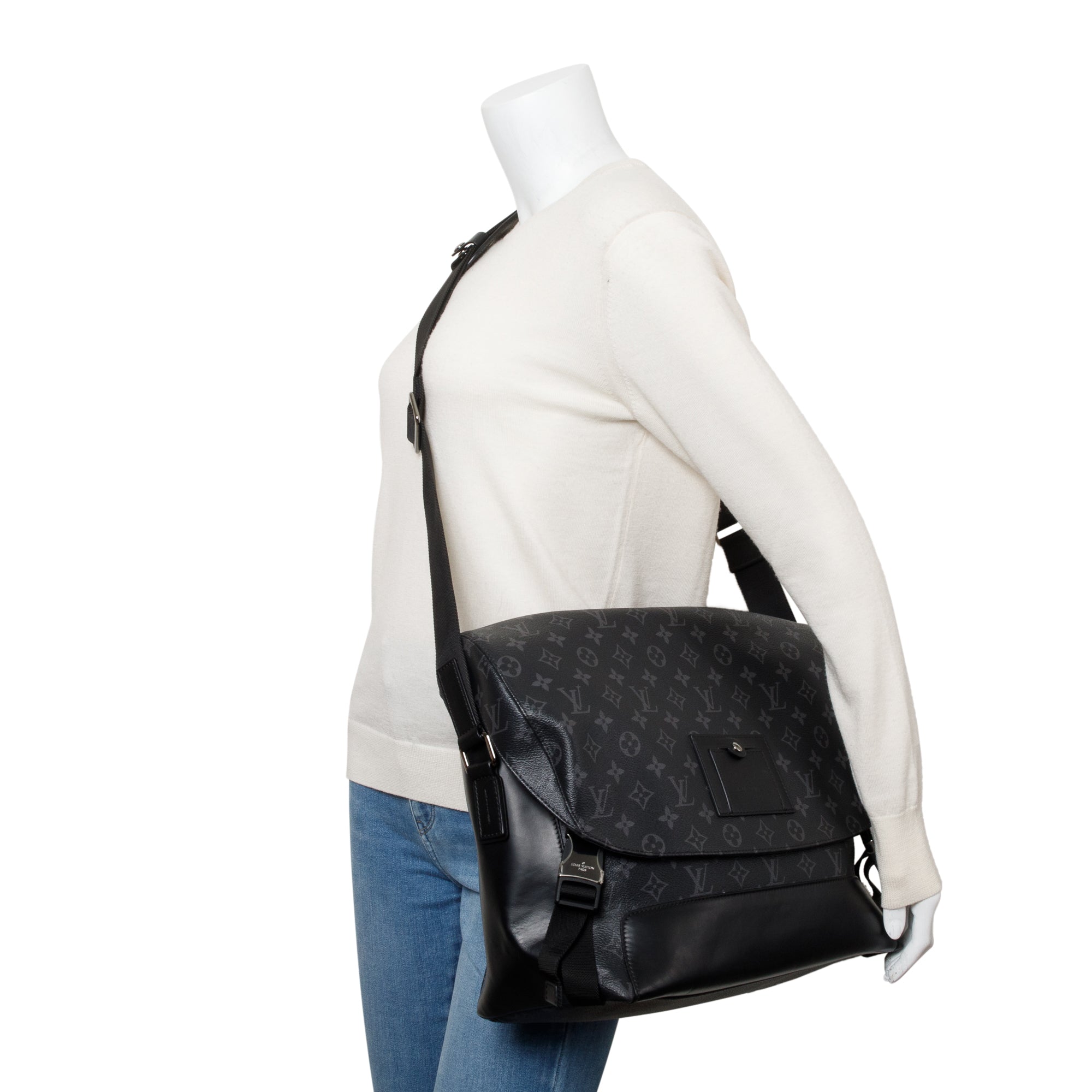 Louis Vuitton Monogram Eclipse Messenger Voyager MM