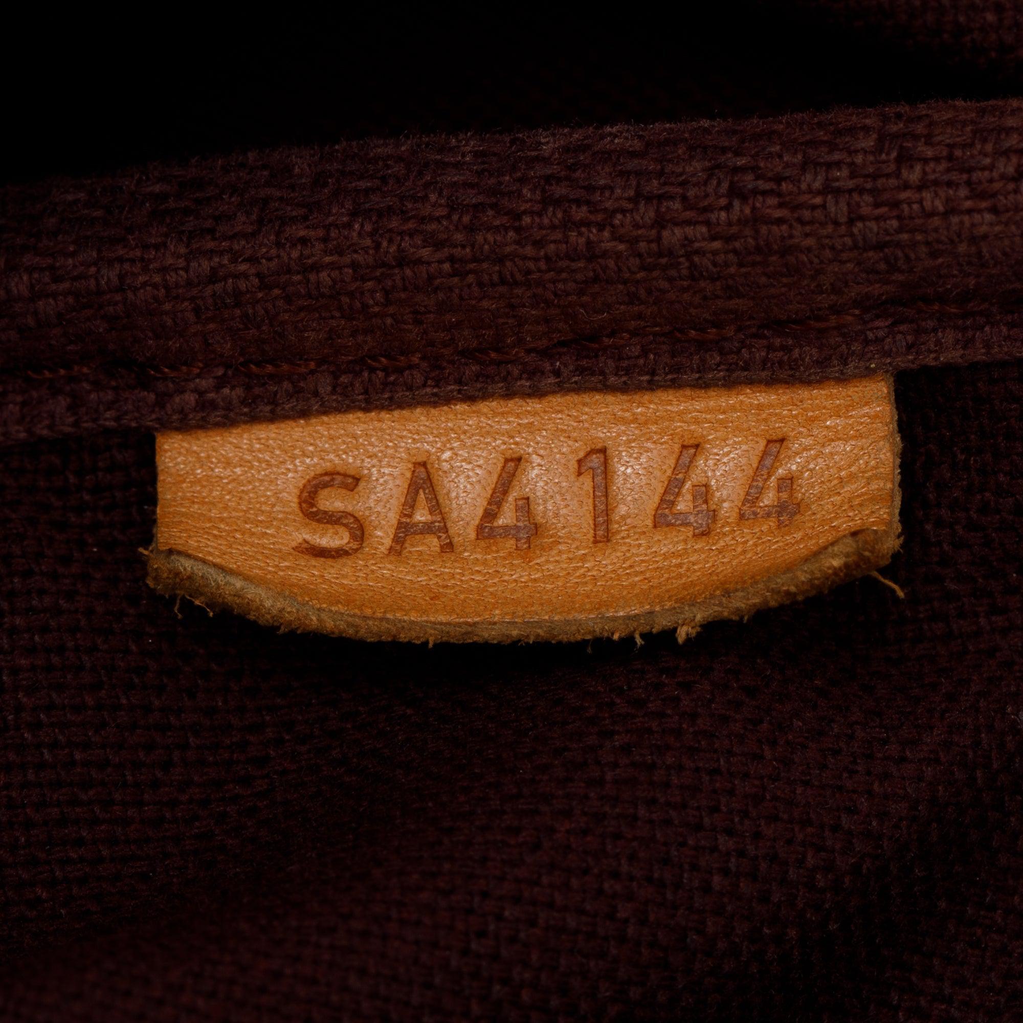 Louis Vuitton Monogram Favorite MM w/ Straps