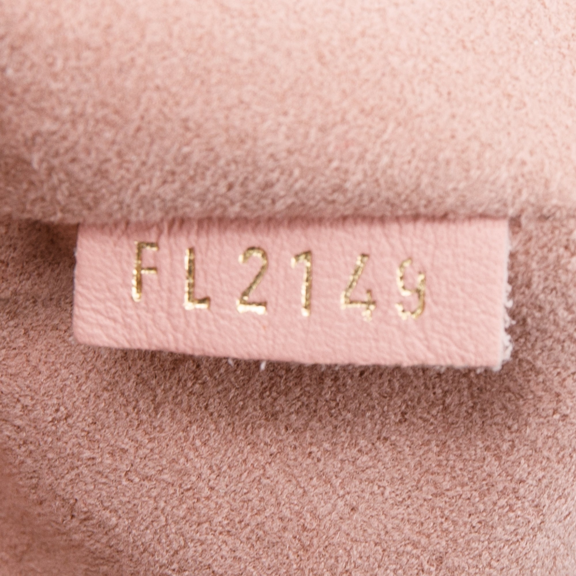 Louis Vuitton Monogram Locky BB w/ Strap