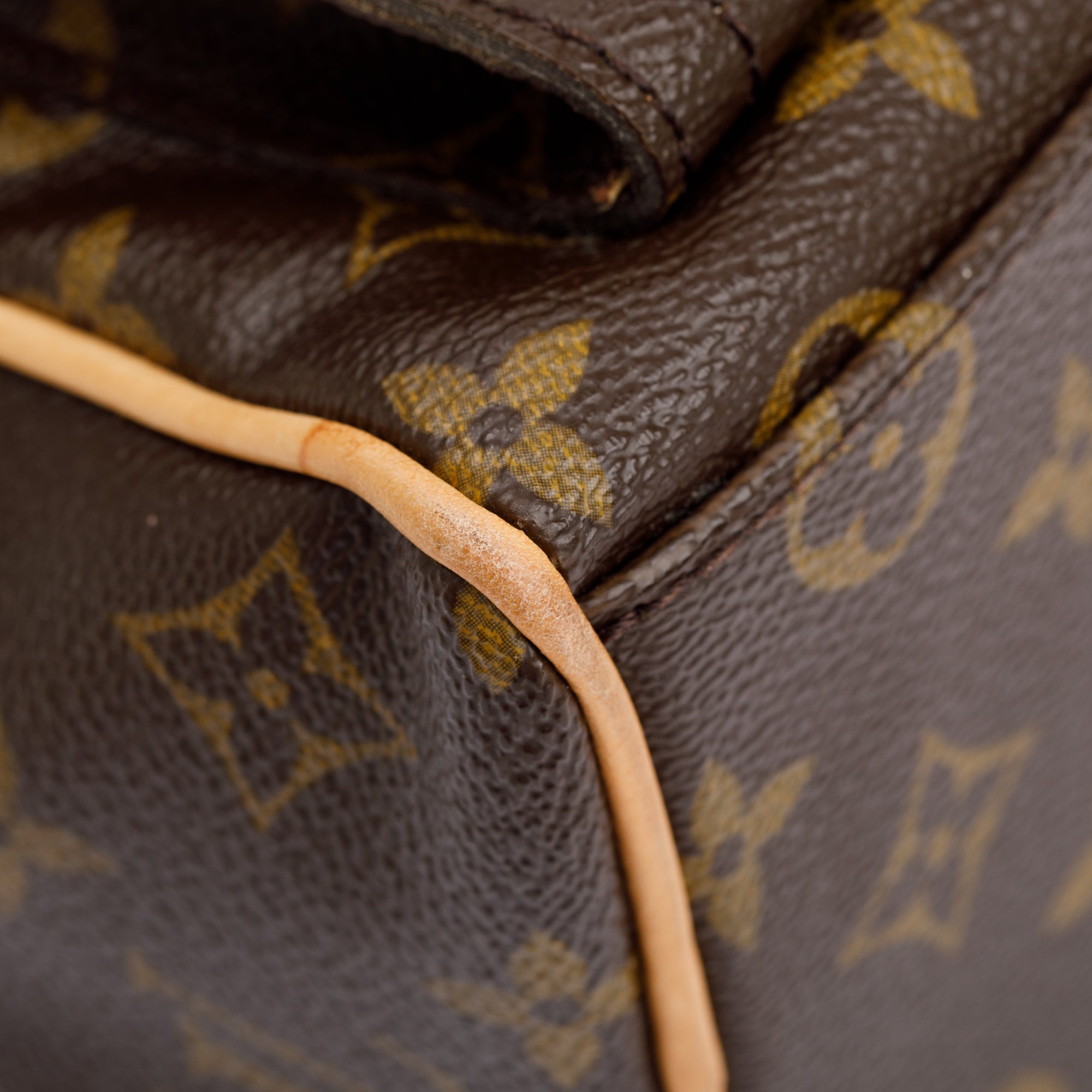 Louis Vuitton Monogram Manhattan PM