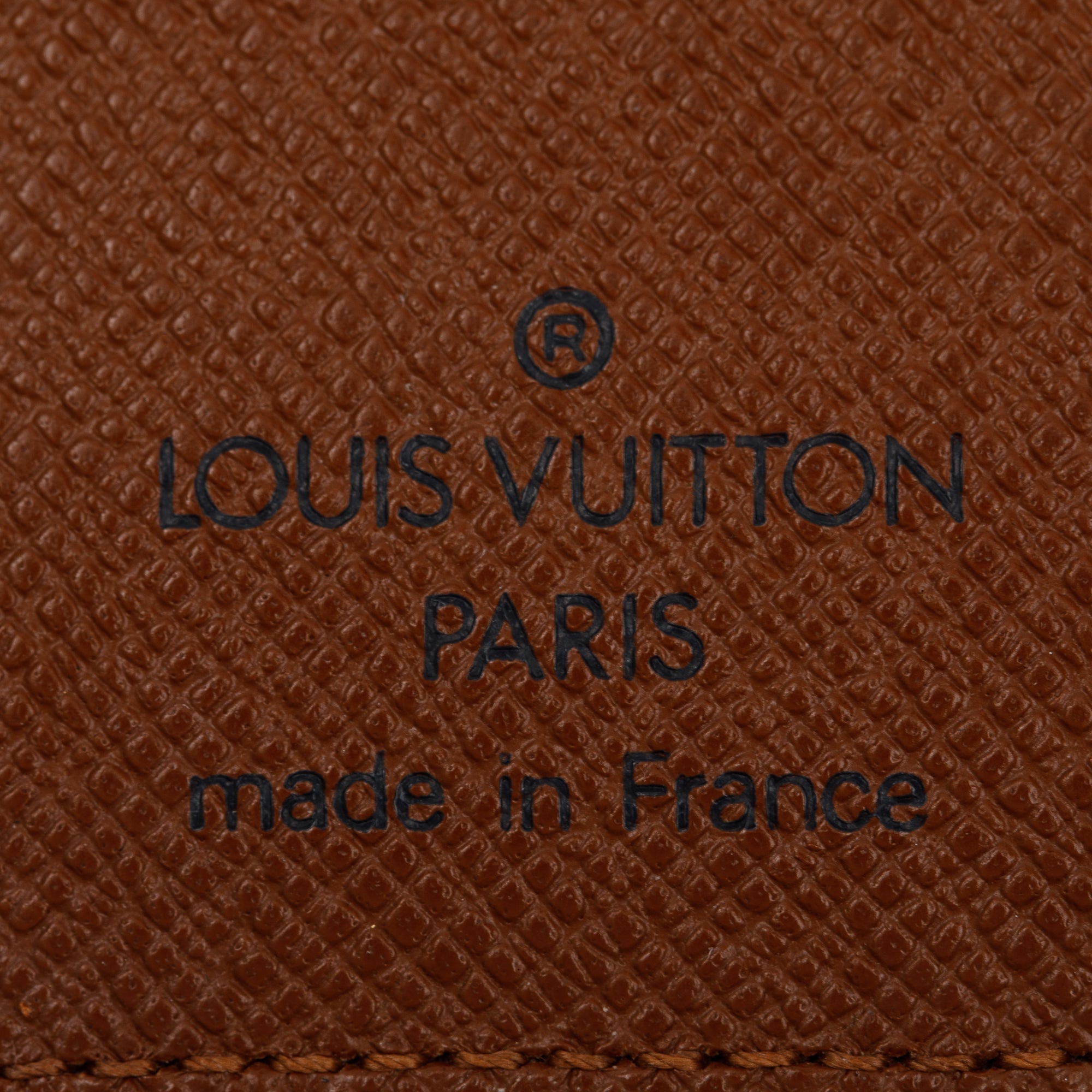 Louis Vuitton Monogram Medium Ring Agenda Cover