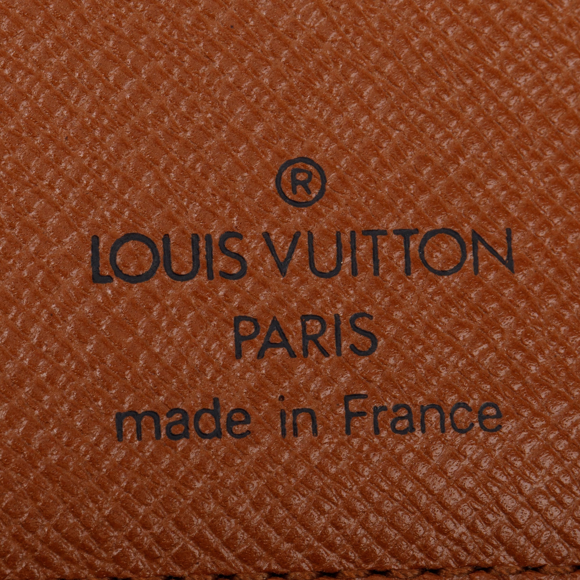 Louis Vuitton Monogram Medium Ring Agenda Cover
