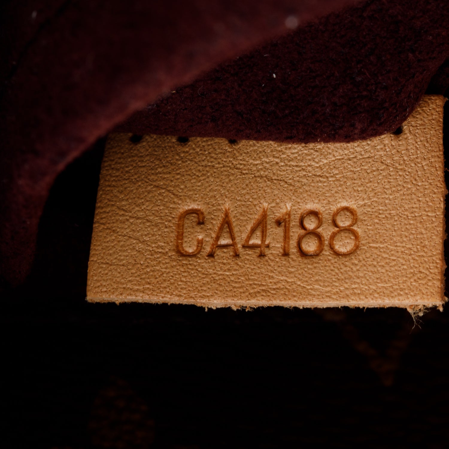 Louis Vuitton Monogram Montaigne MM w/ Strap & Box