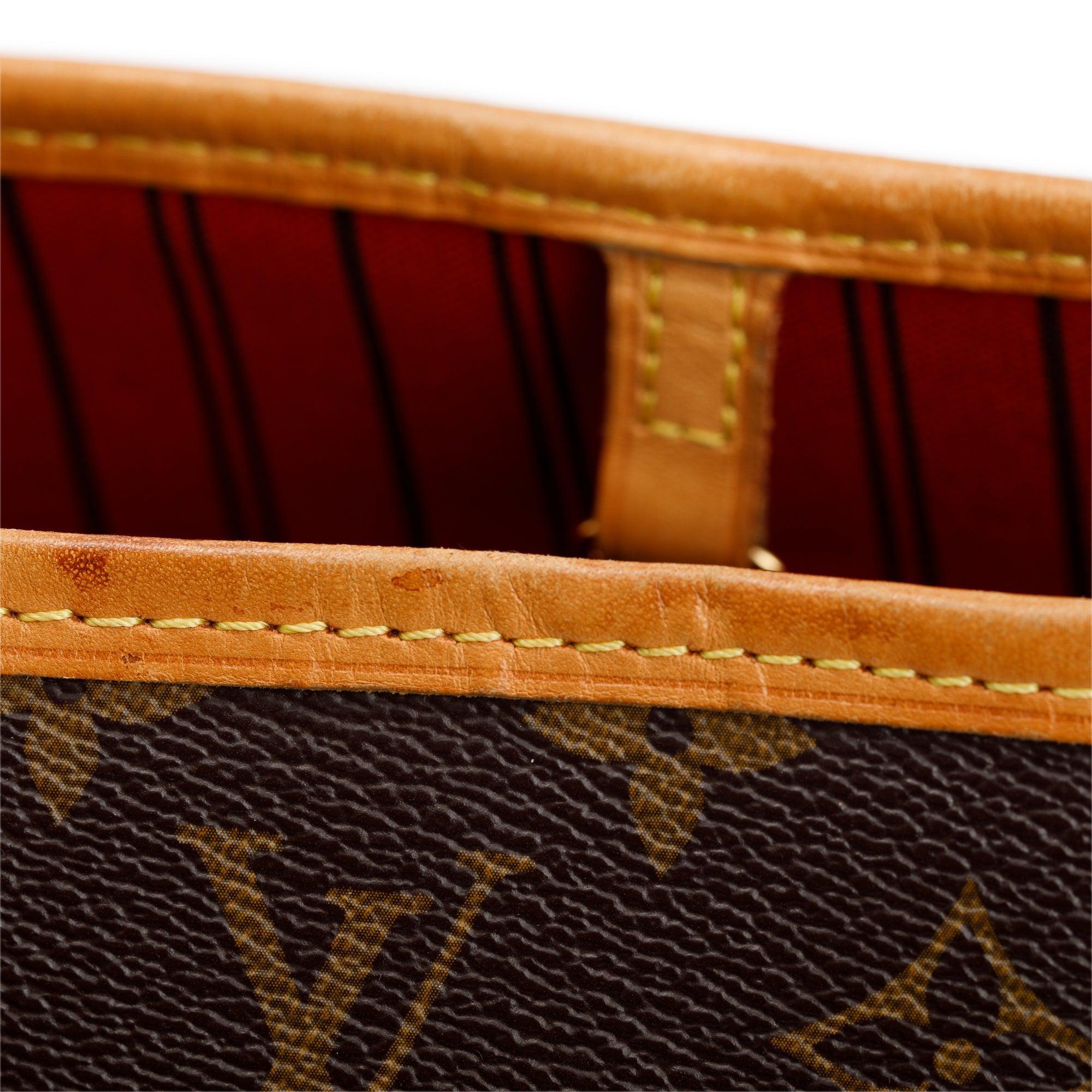 Louis Vuitton Monogram Neverfull MM w/ Pouch