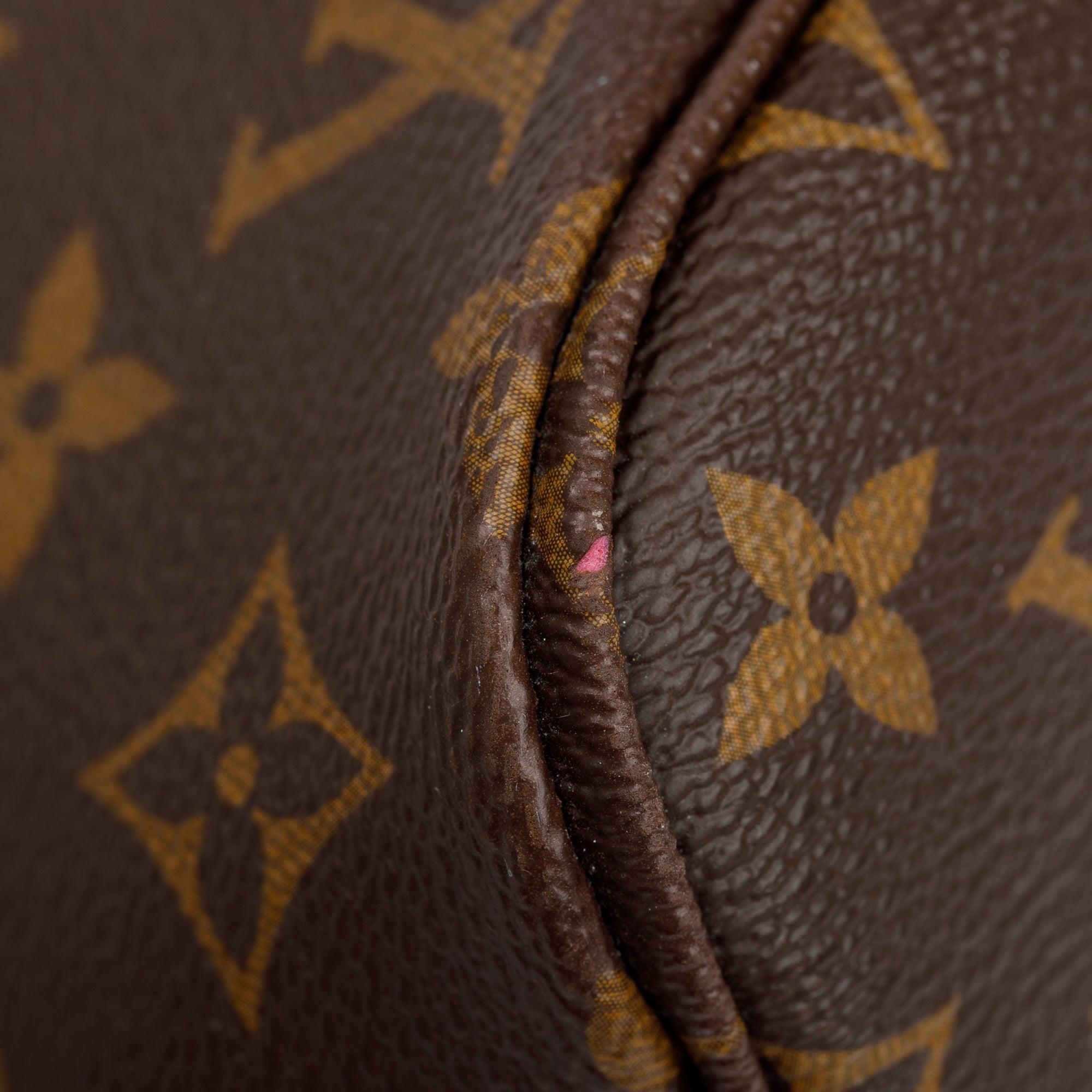 Louis Vuitton Monogram Neverfull MM w/ Pouch