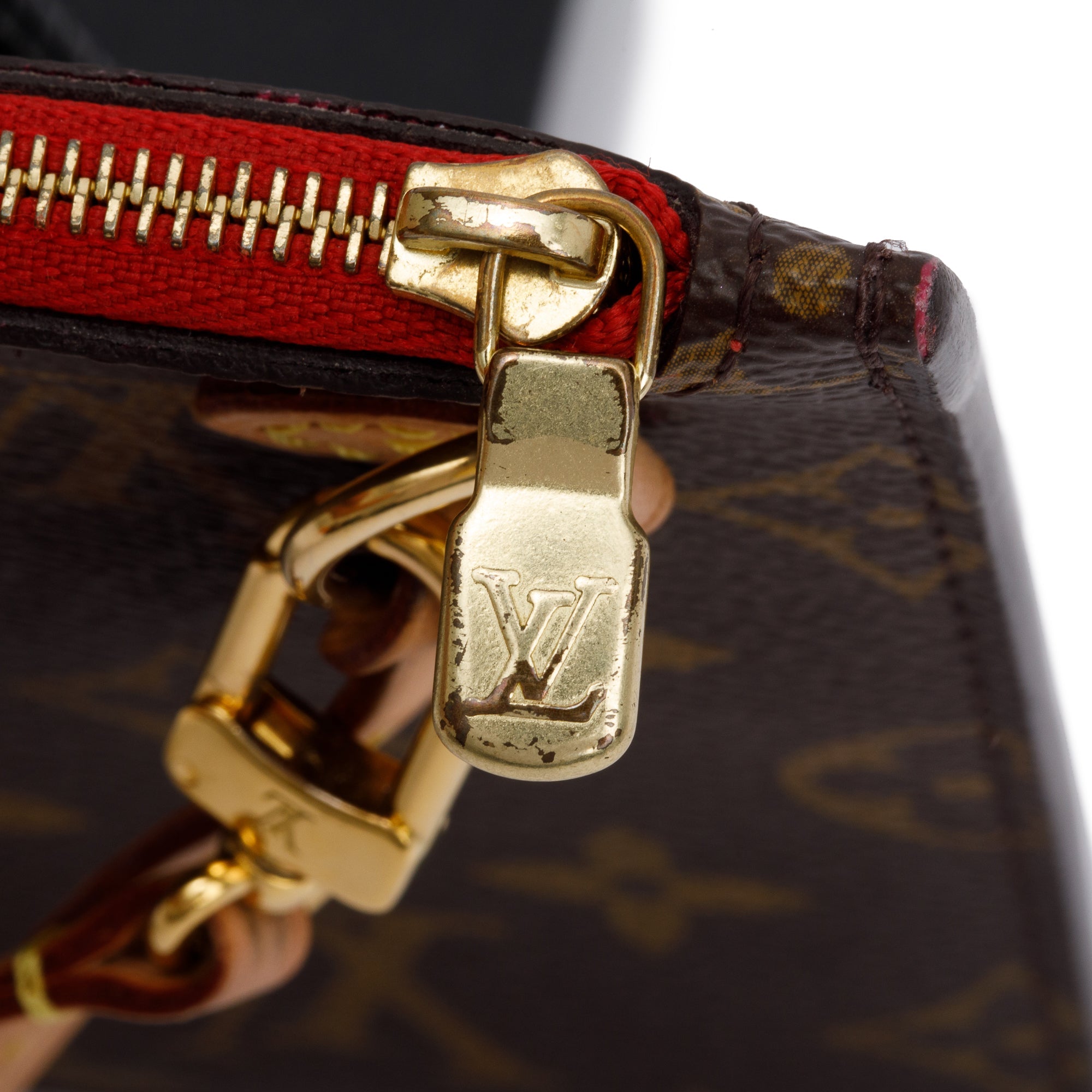 Louis Vuitton Monogram Neverfull Pochette