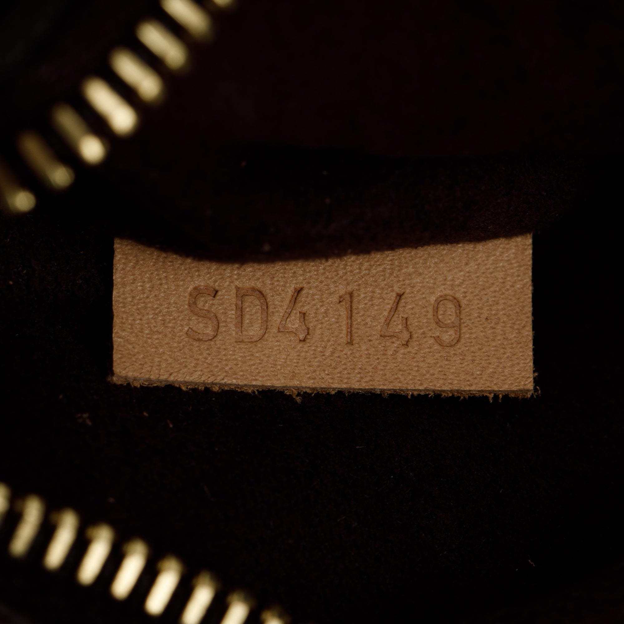 Louis Vuitton Monogram Pochette Metis w/ Box & Receipt