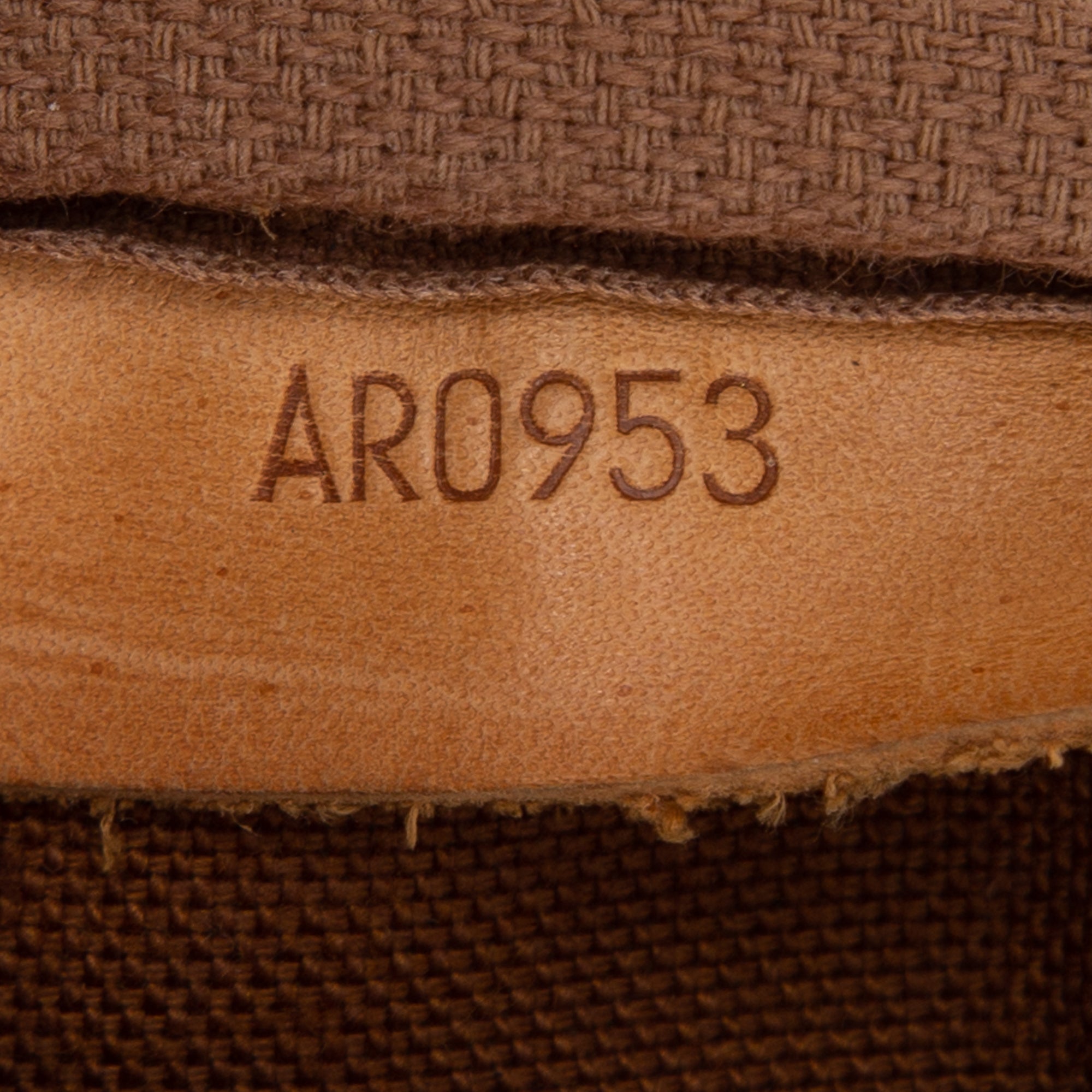 Louis Vuitton Monogram Saumur 25