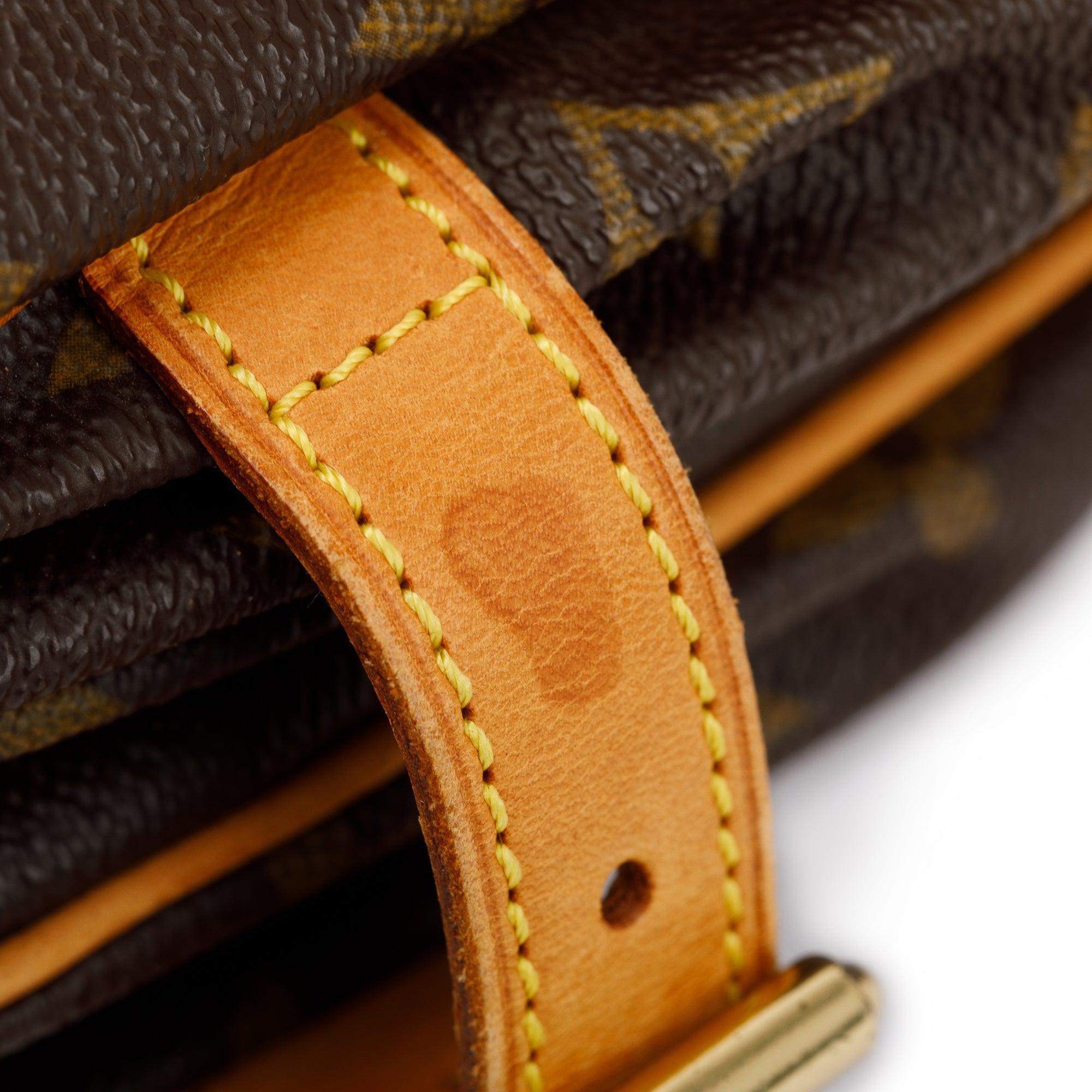 Louis Vuitton Monogram Saumur 25 Crossbody Bag