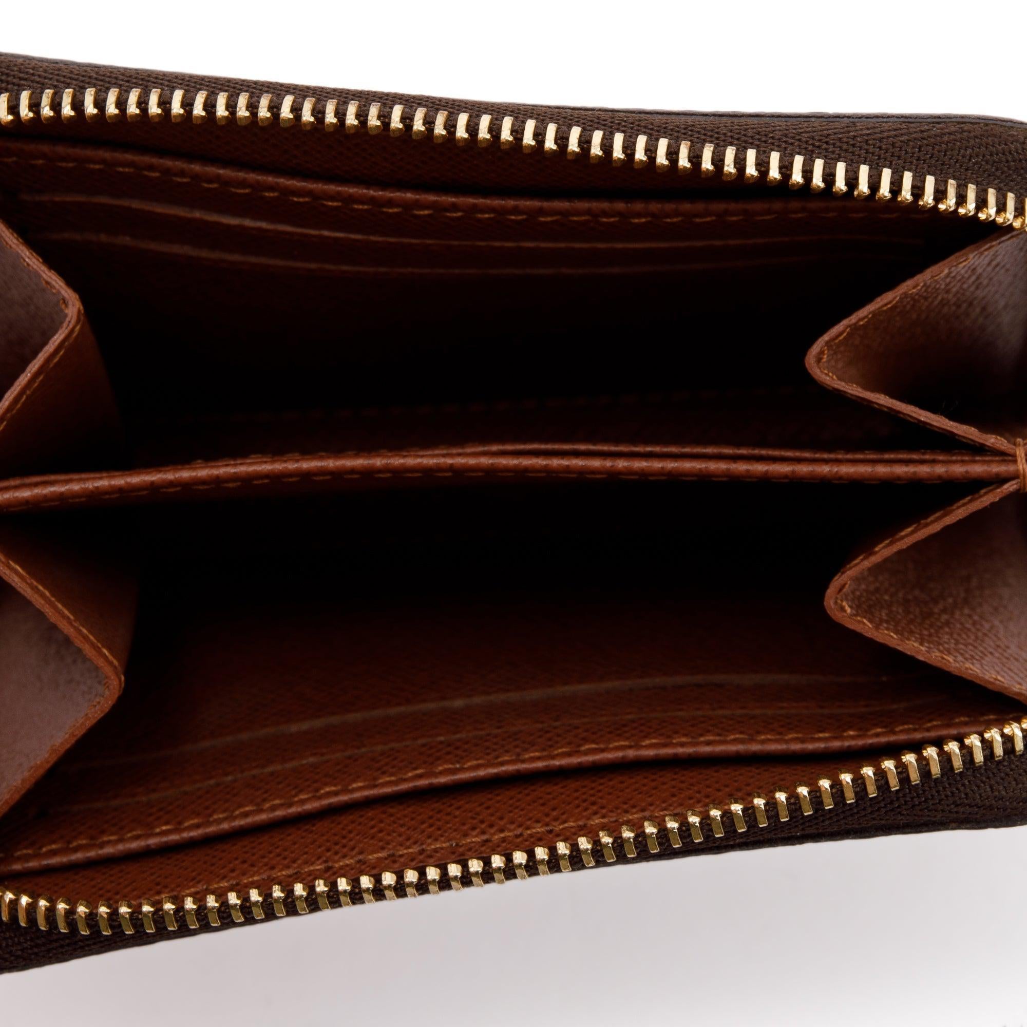Louis Vuitton Monogram Zippy Coin Purse