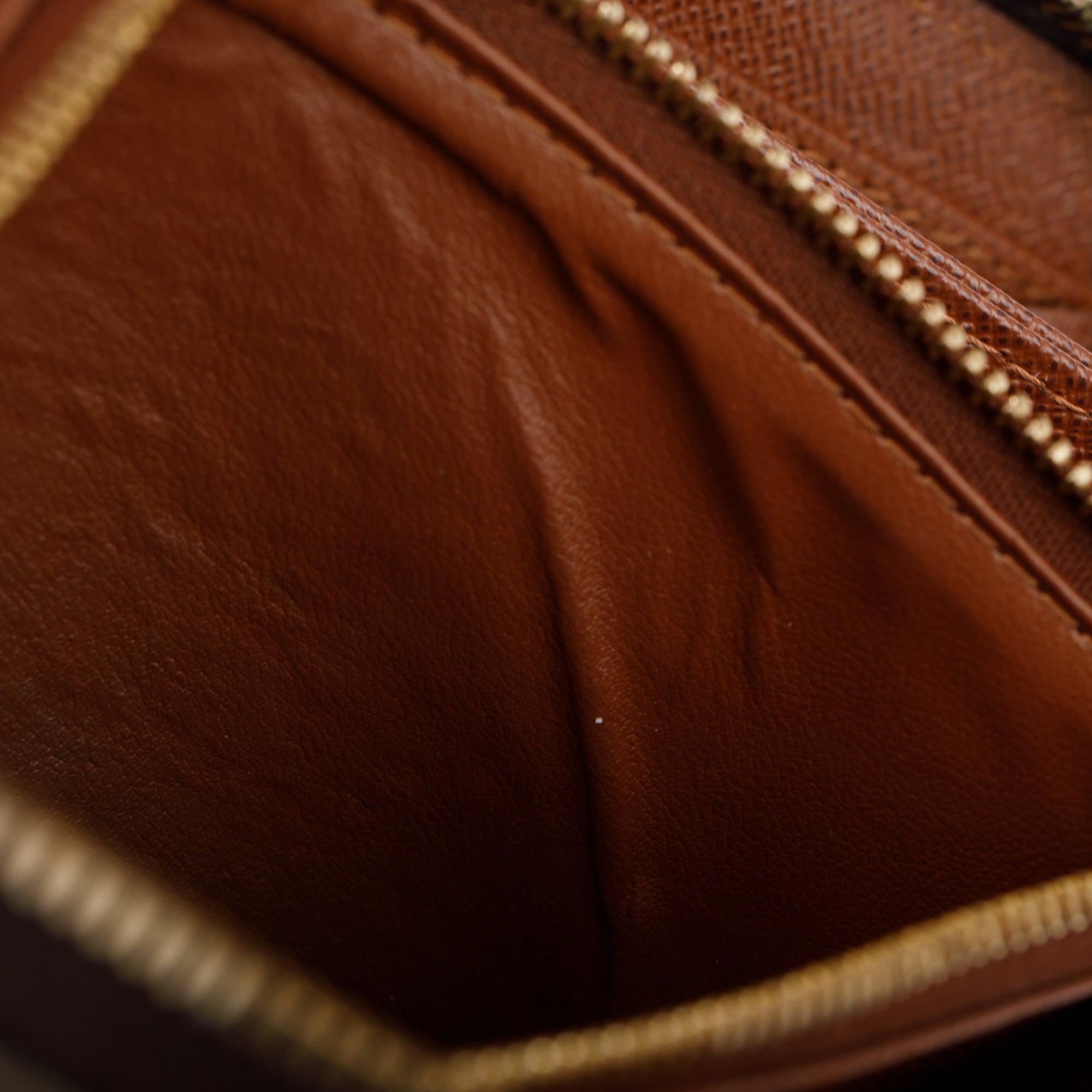 Louis Vuitton Monogram Zippy Wallet w/ Box