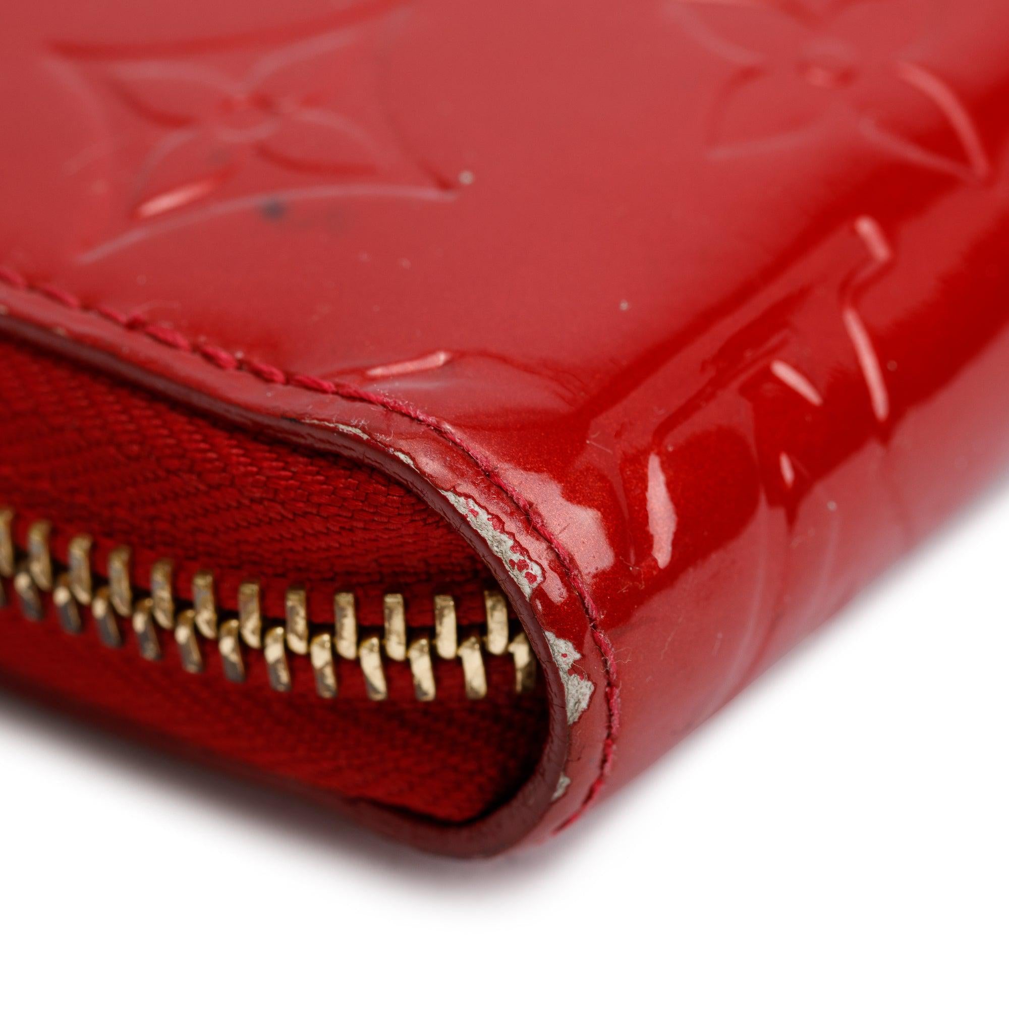 Louis Vuitton Red Vernis Leather Zippy Wallet