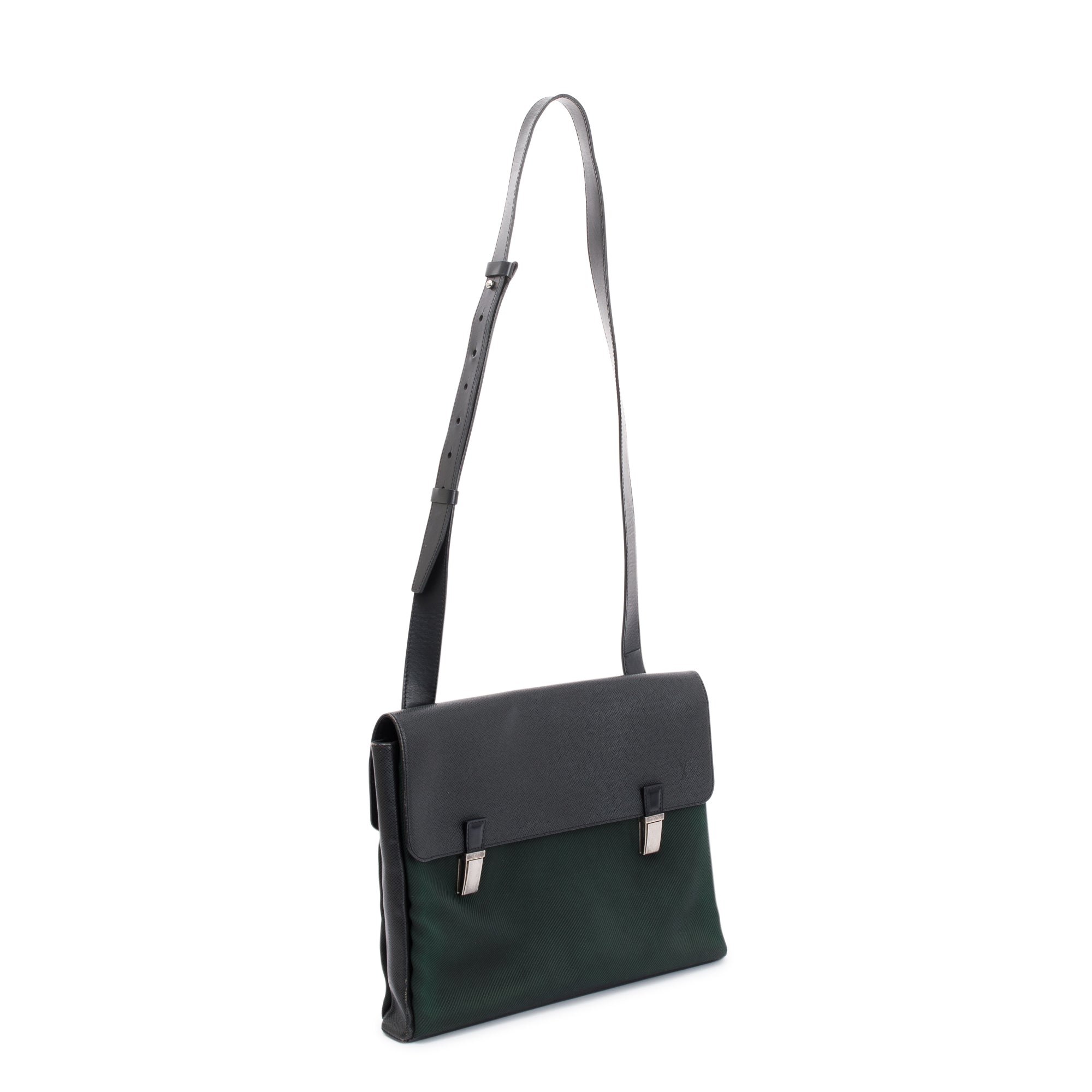 Louis Vuitton Taiga Leather Saratov GM Messenger Bag