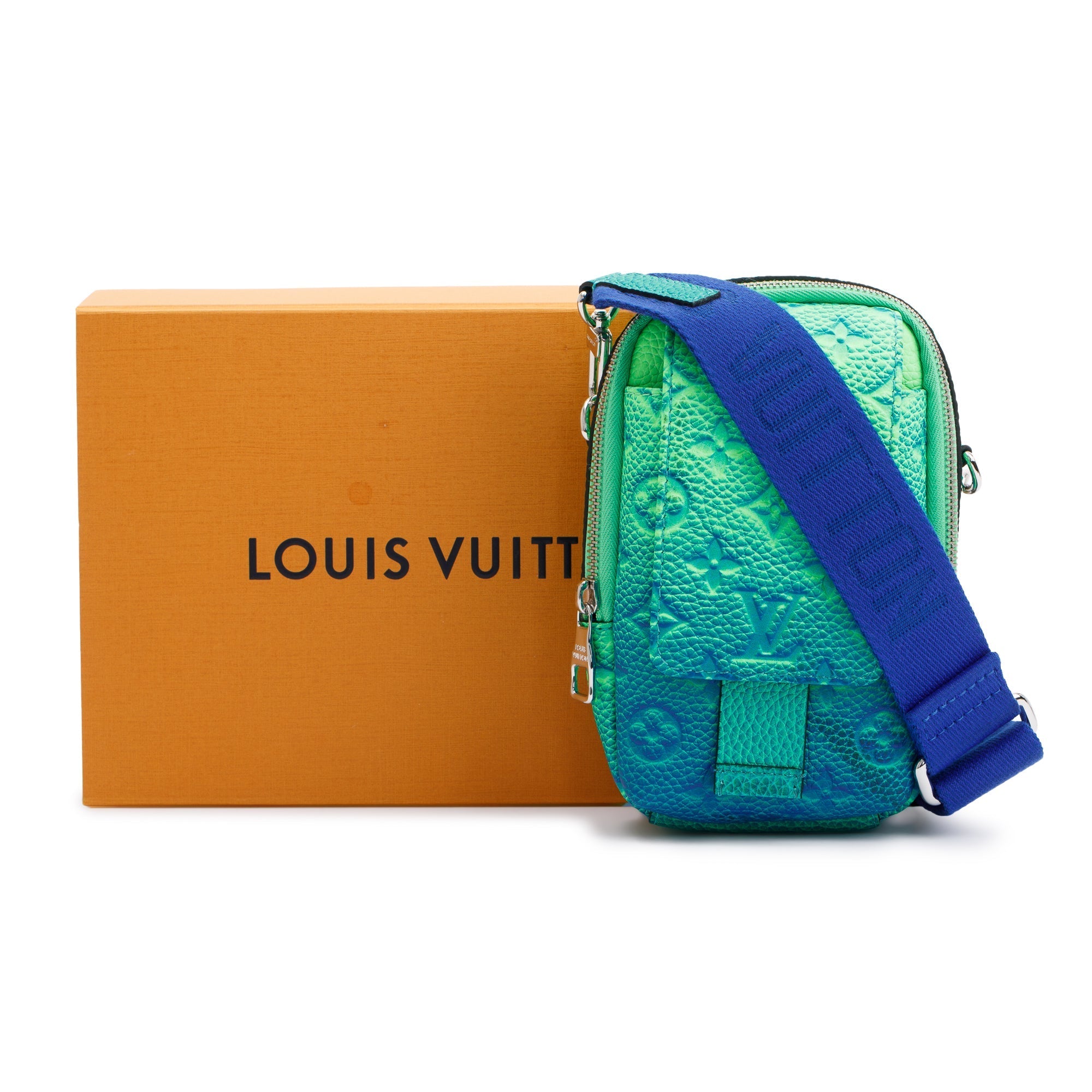 Louis Vuitton Taurillon Monogram Illusion Double Phone Pouch with box –  Oliver Jewellery