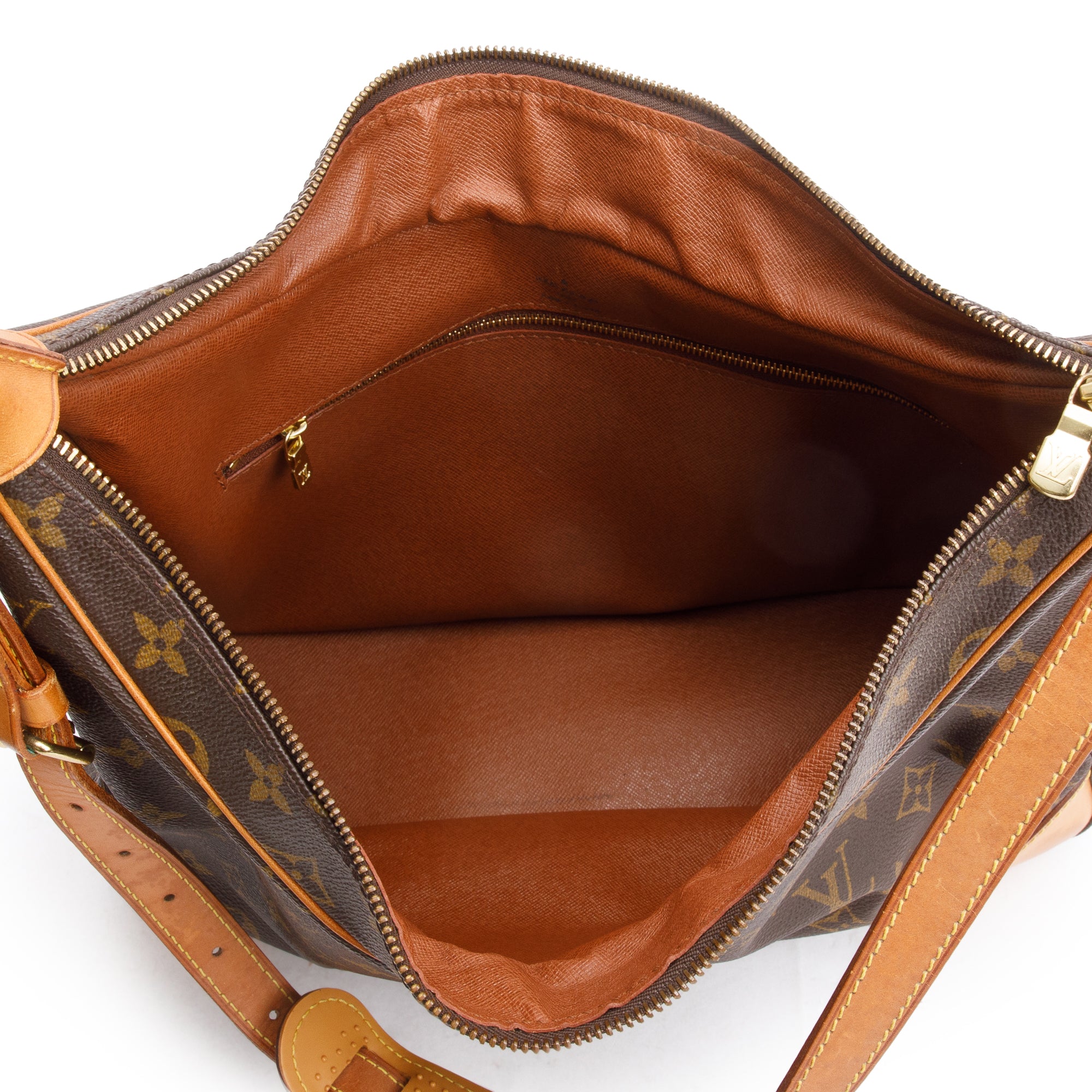 Louis Vuitton Vintage Monogram Boulogne 30