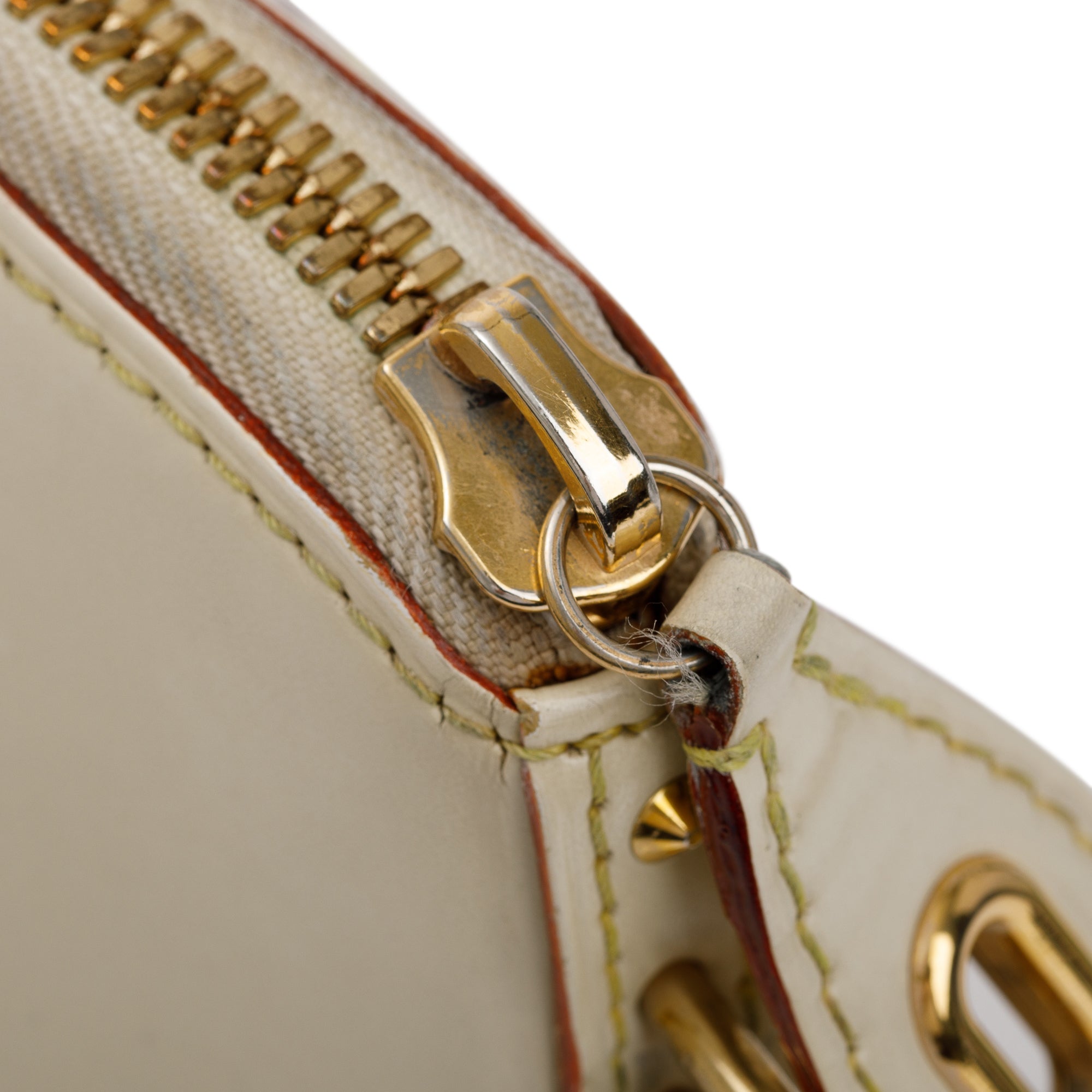Louis Vuitton White Goatskin Leather Suhali Lockit Bag