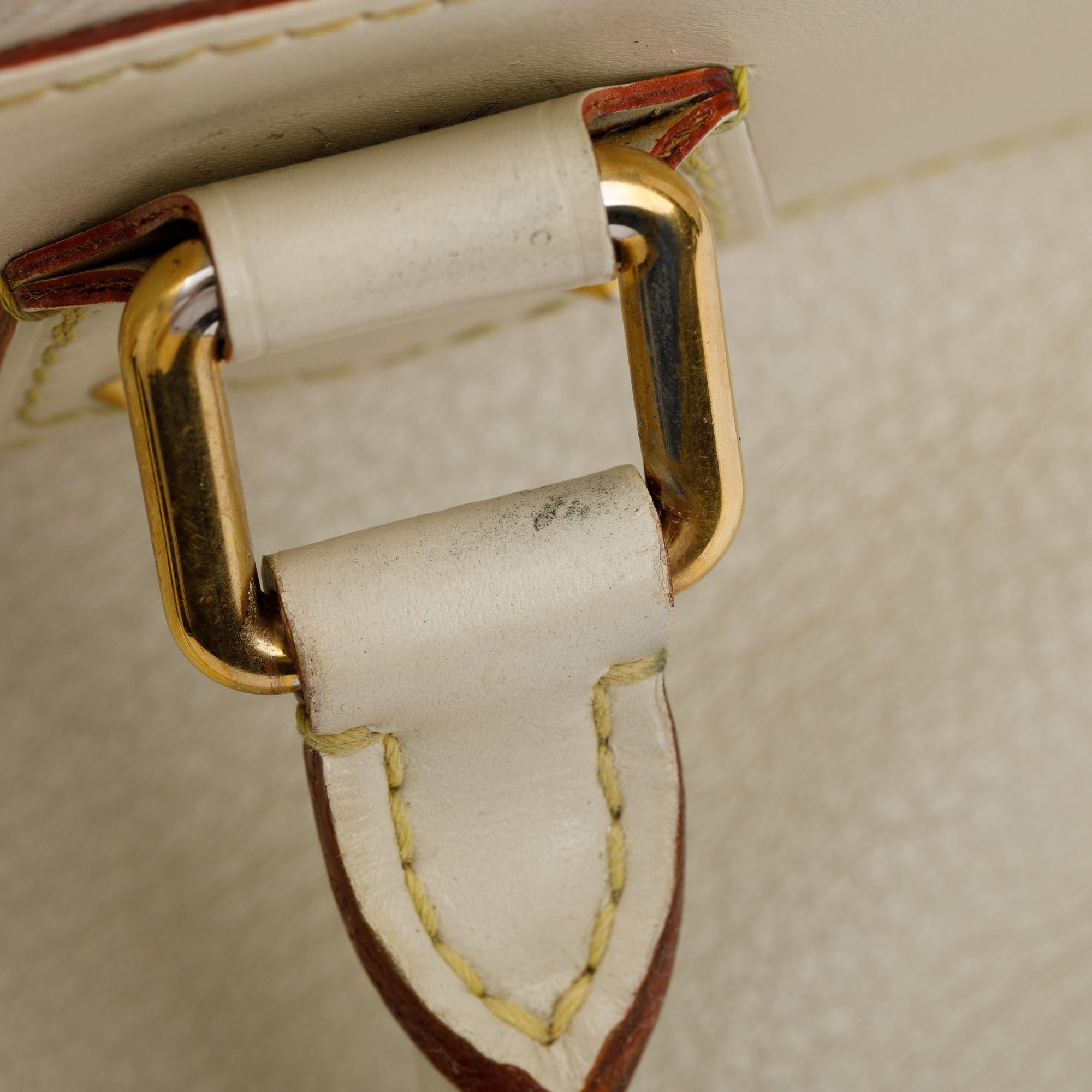 Louis Vuitton White Goatskin Leather Suhali Lockit Bag