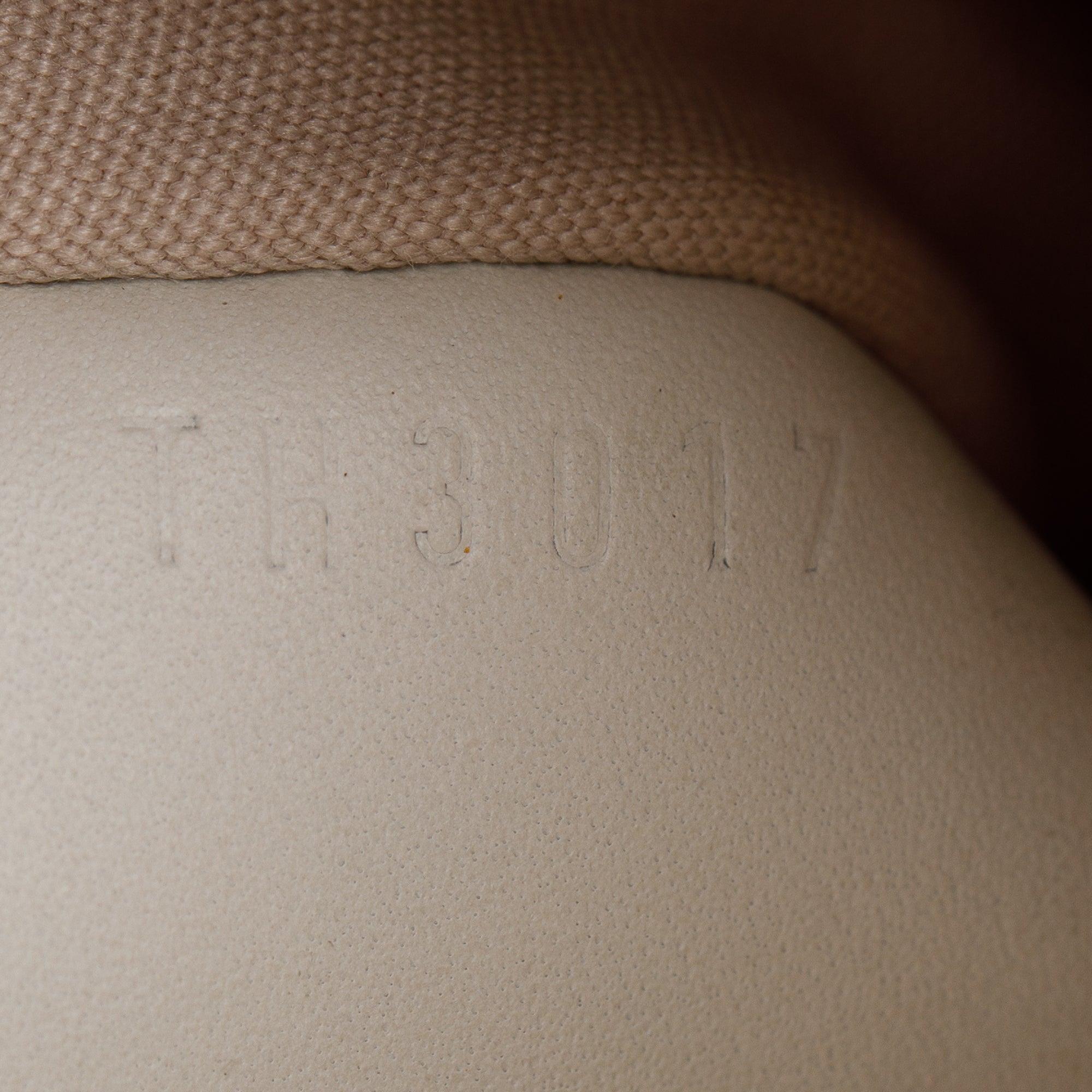 Louis Vuitton White Monogram Vernis Leather Sunset Boulevard Clutch w/ Box