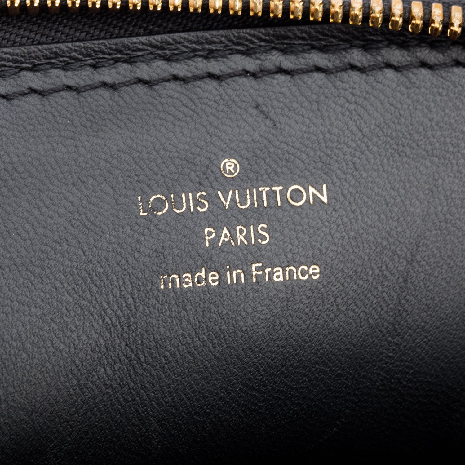 Louis Vuitton White/Black Malletage Leather Alma BB w/ Strap & Box