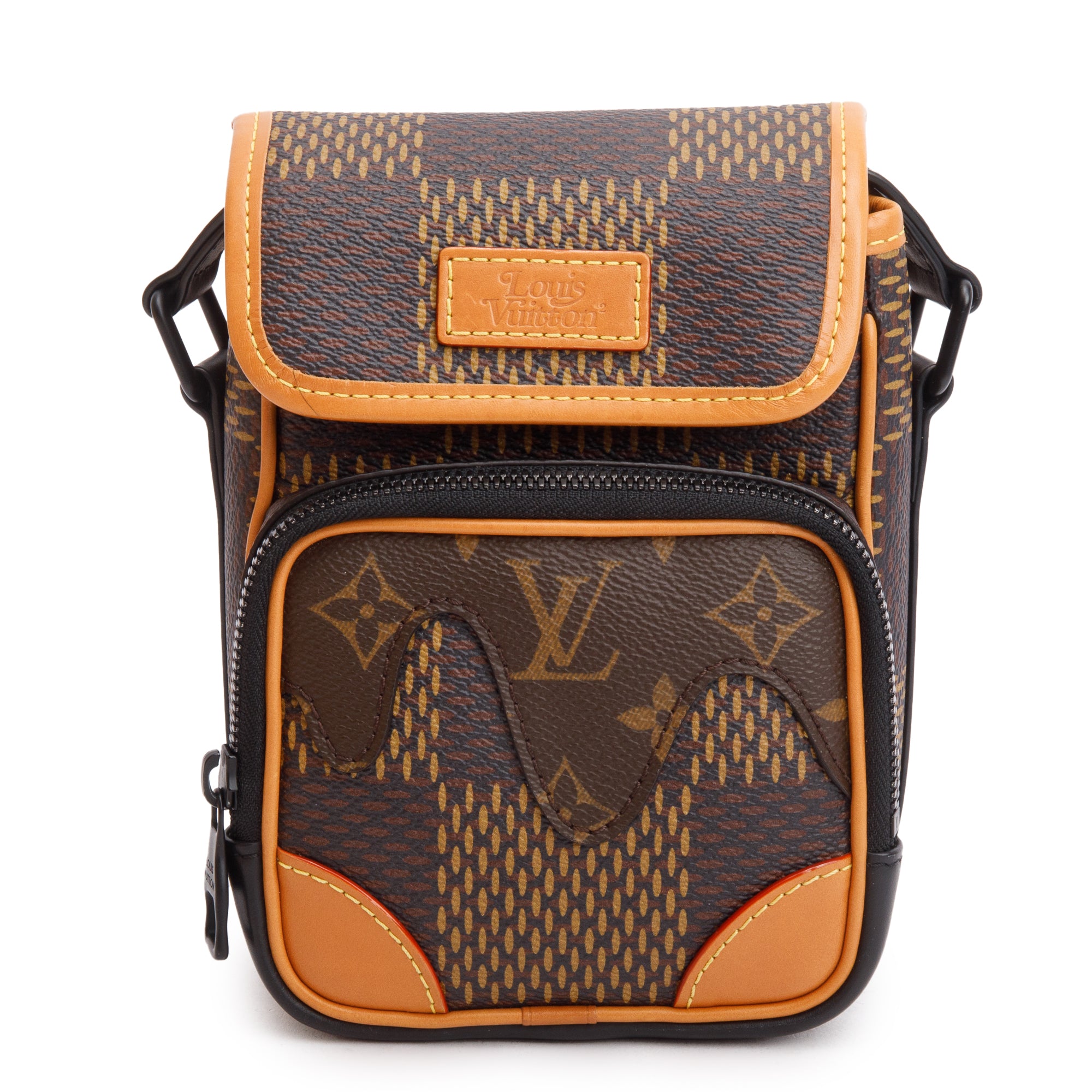 バッグ Louis Vuitton x Nigo Amazone Sling Bag Louis Vuitton x Nigo Amazone Sling Bag Damier Ebene Giant Brown in