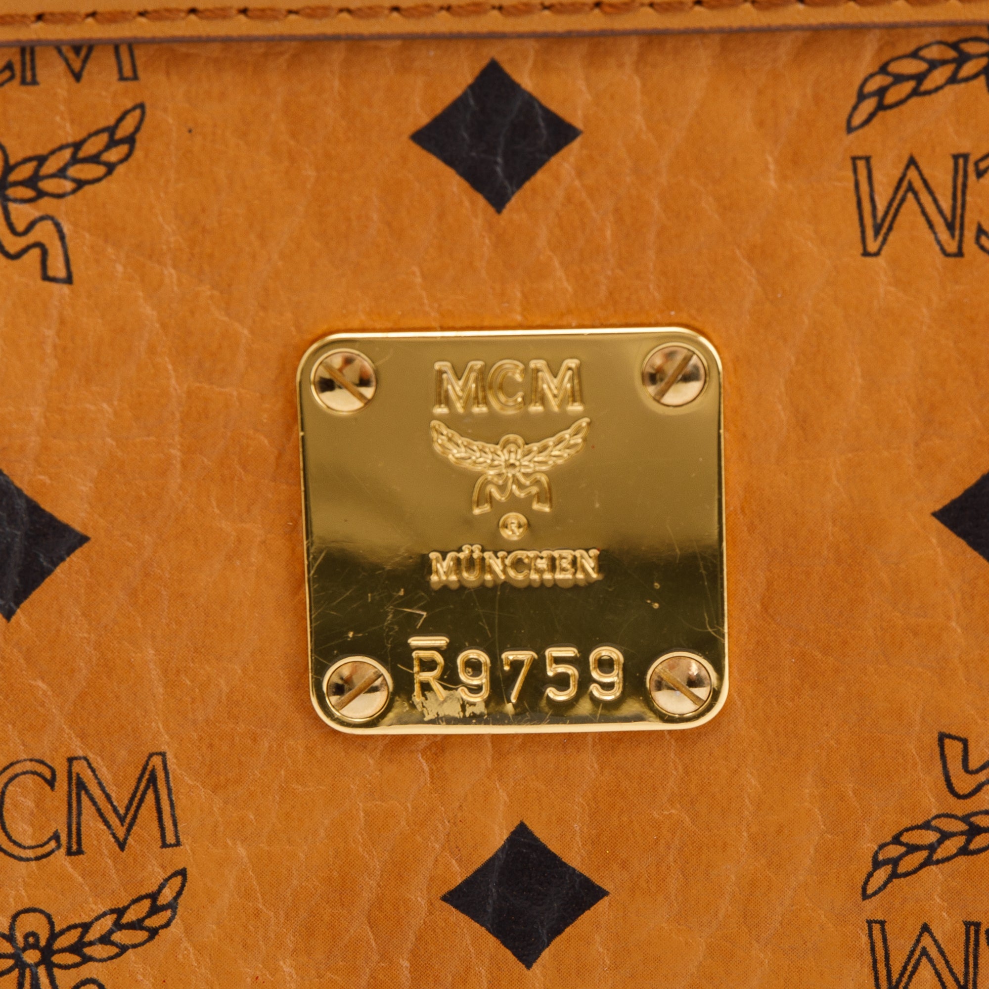 MCM Visetos Zip Pouch