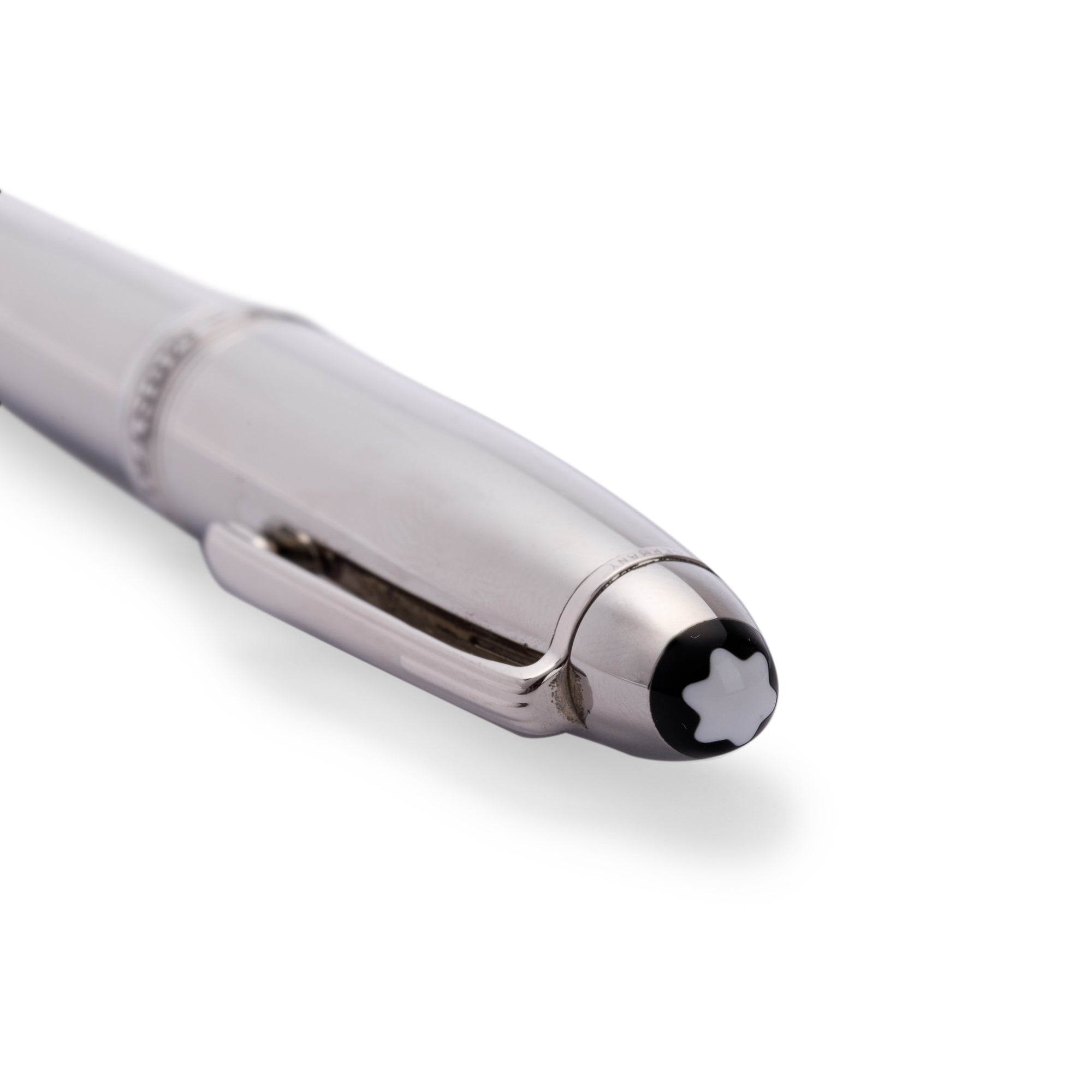 Montblanc Meisterstuck Fountain Pen w/ Case