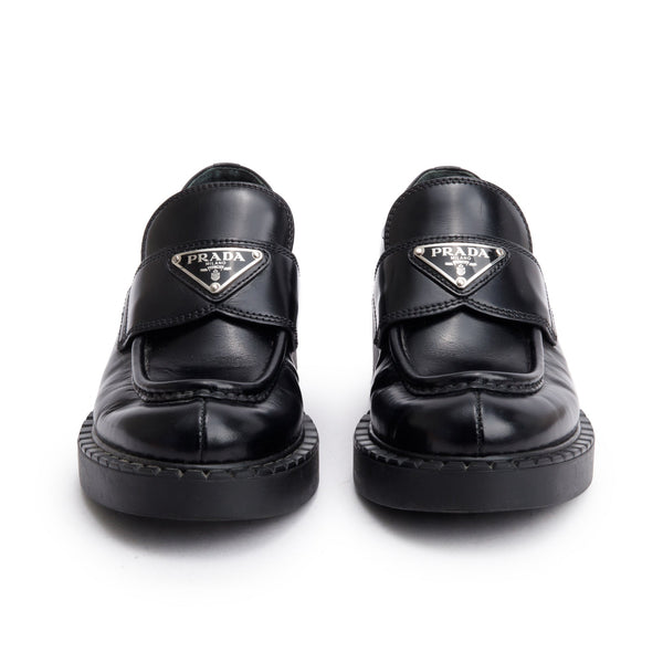 Prada Black Leather Signature Logo Loafers, Size 35 w/ Box – OLIVER'S