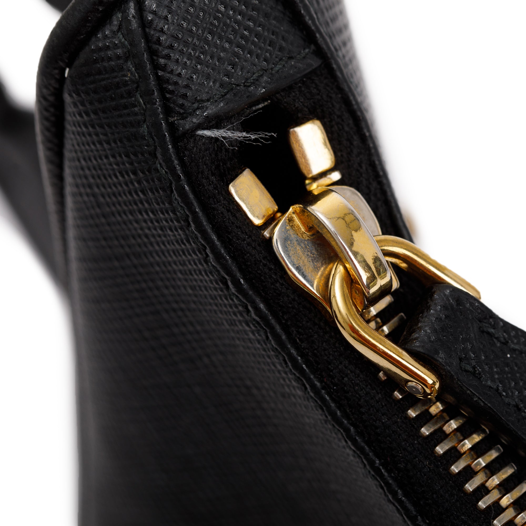 Prada Black Saffiano Leather Re-Edition 2005 Shoulder Bag w/ Box