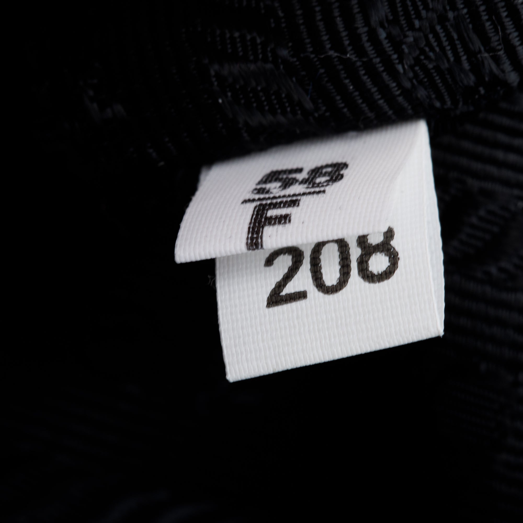 Prada Black Saffiano Lux Medium Double Zip Galleria Tote w/ Strap & Box
