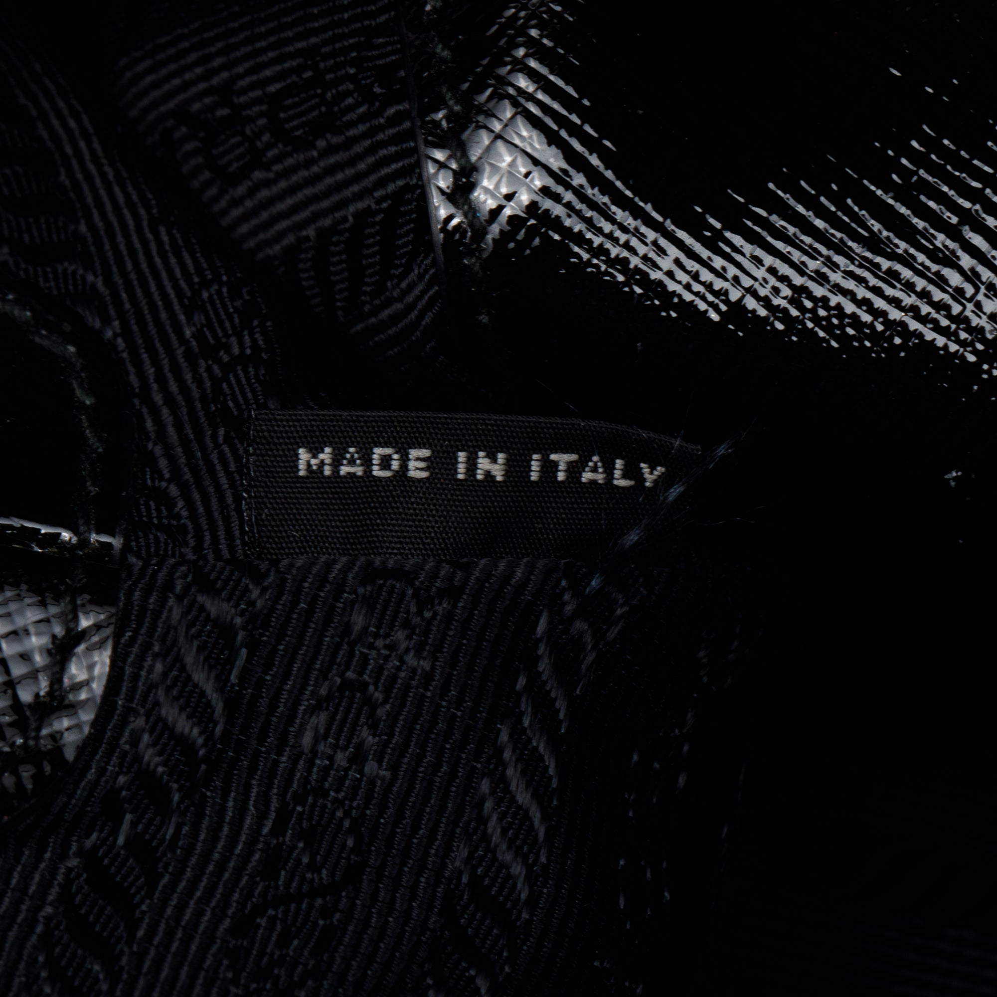 Prada Black Saffiano Vernice Small Promenade Tote