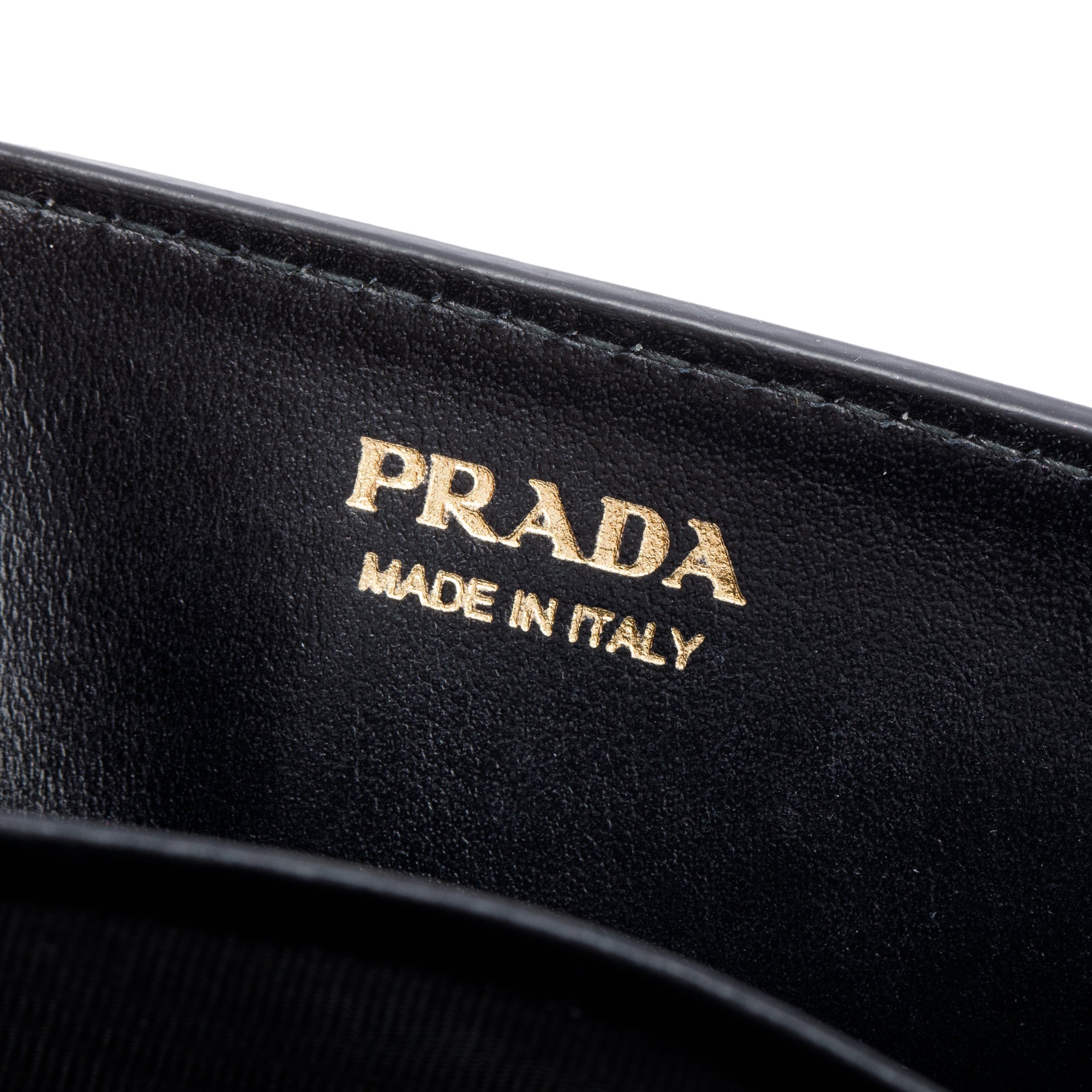 Prada Black Vitello Move Wallet on Chain w/ Authenticity Card & Receipt