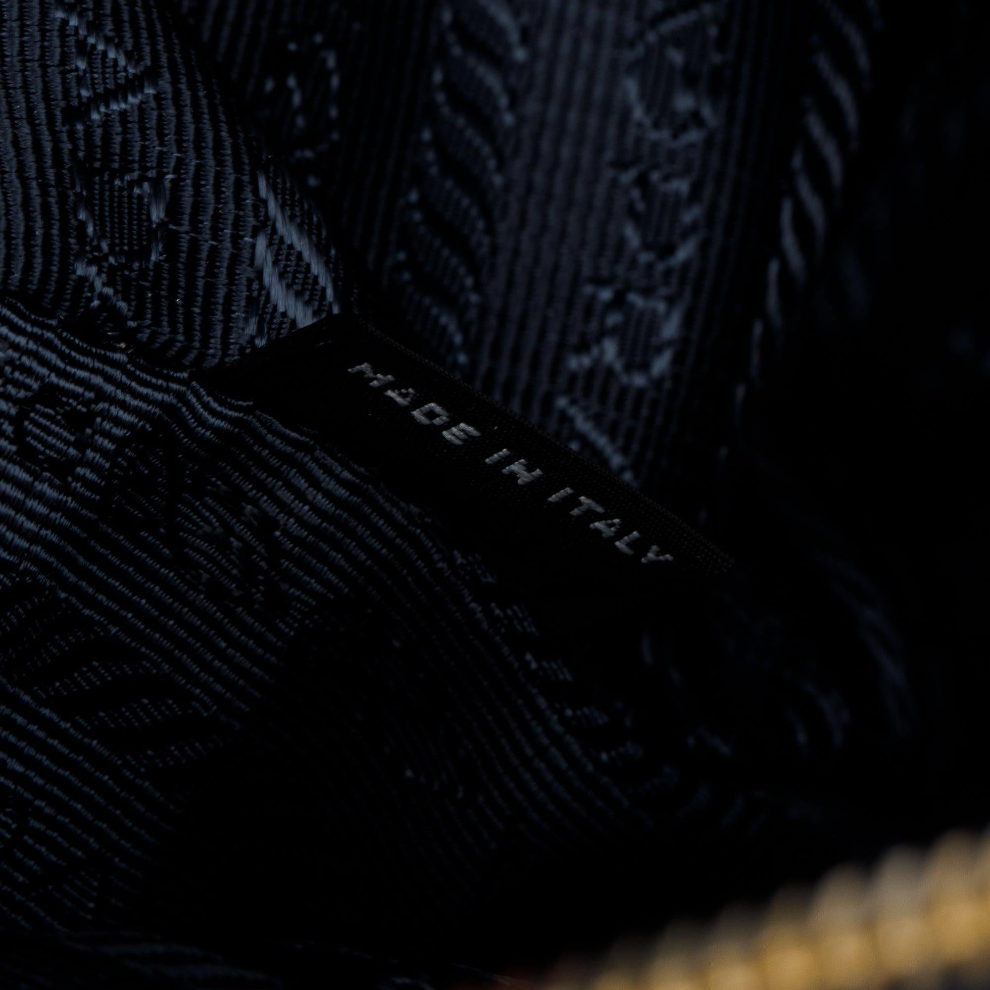 Prada Navy Saffiano Lux Medium Galleria Tote w/ Strap, Box & Authenticity Card