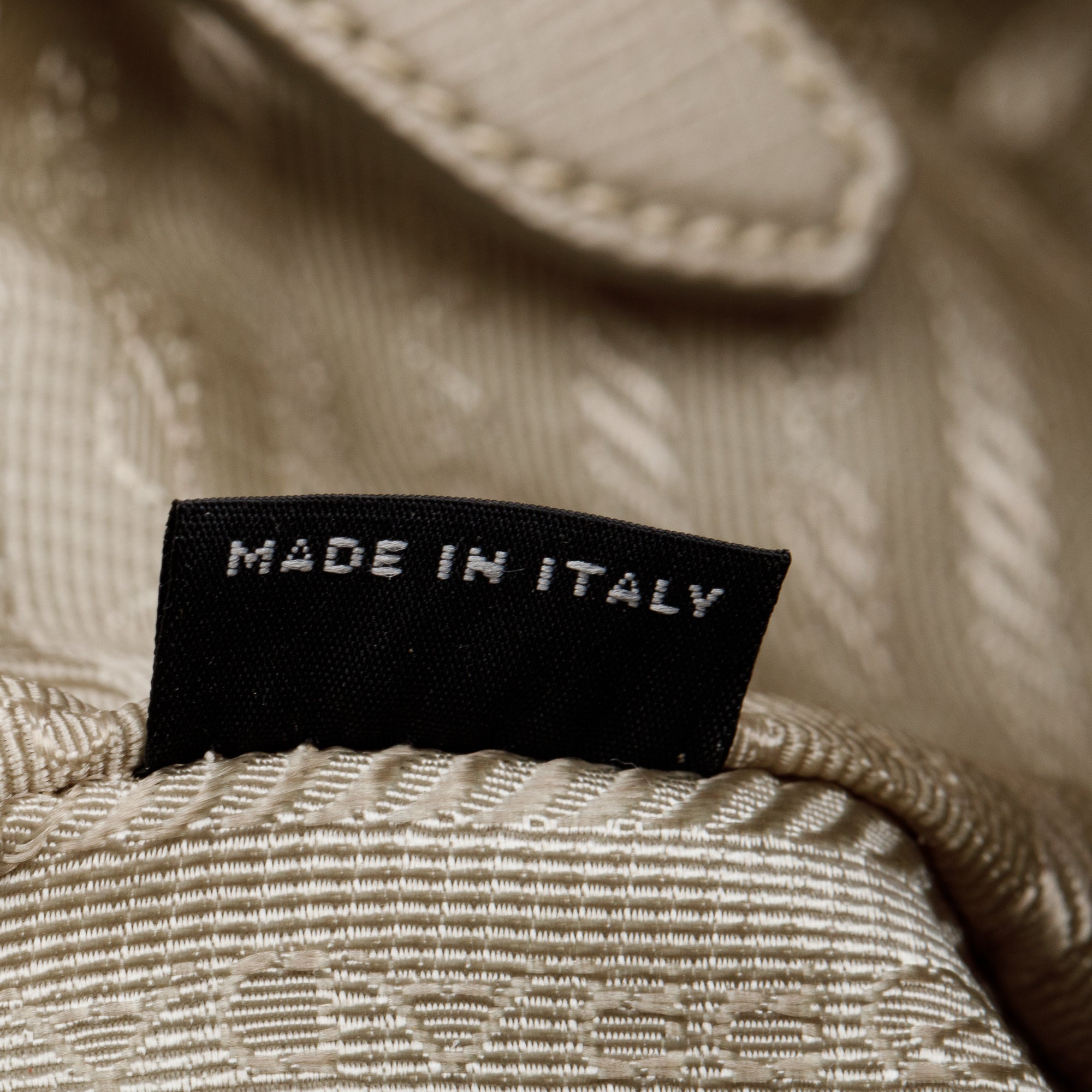 Prada Pomice Saffiano Leather Parabole Tote w/ Box & Authenticity Card