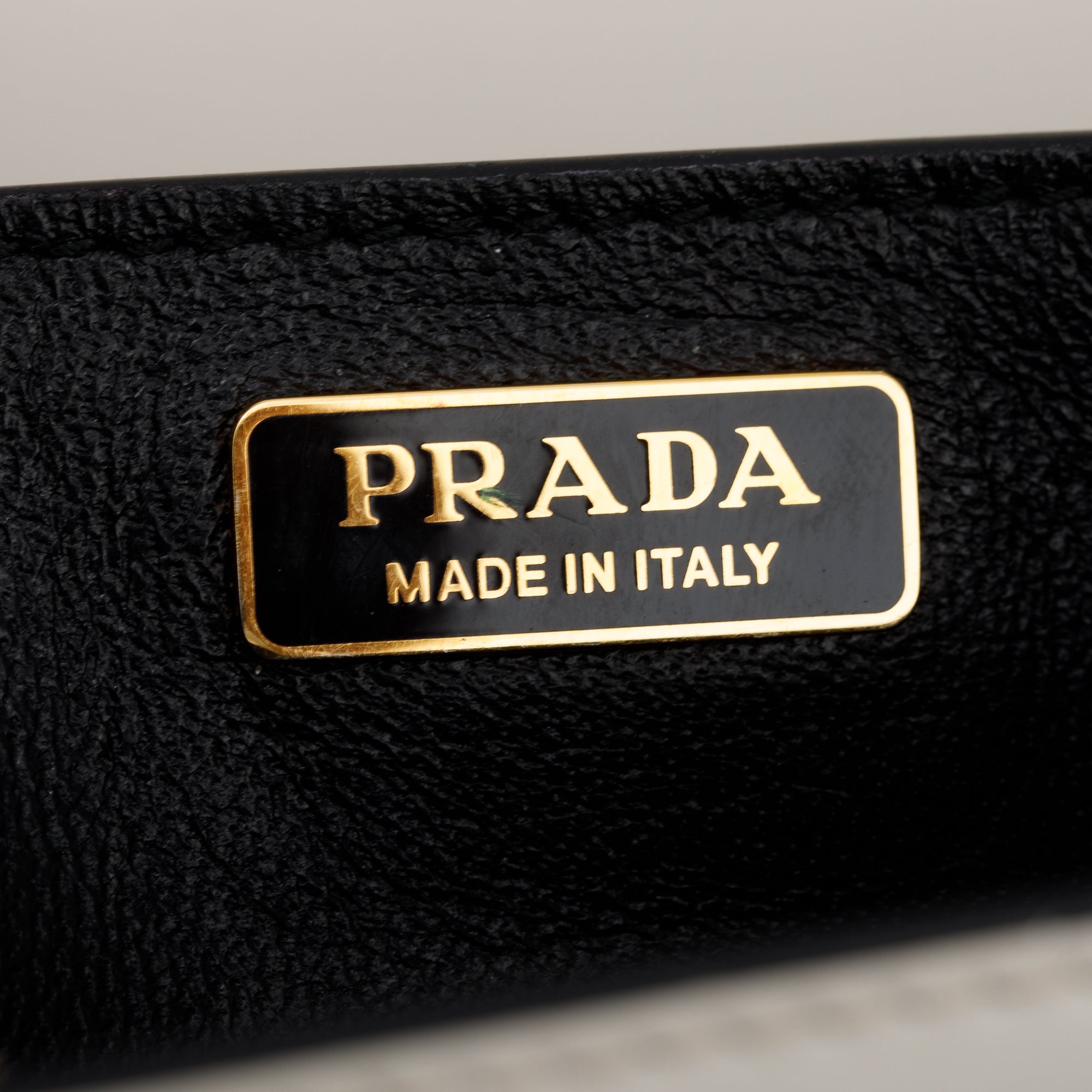Prada White/Black City Calf Saffiano Cahier Bag w/ Receipt & Authenticity Card