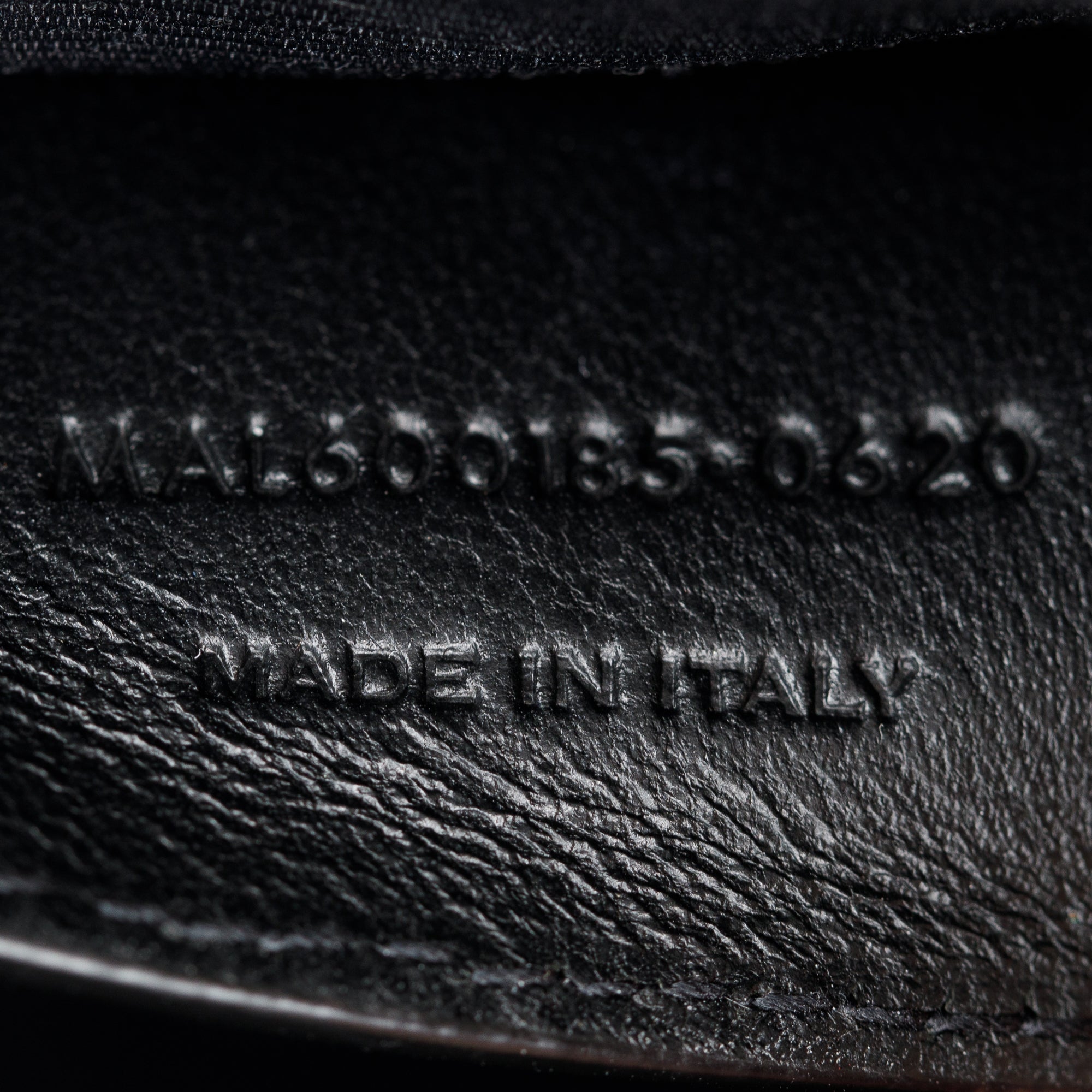 Saint Laurent 2020 Grey Grained De Poudre Medium Envelope Shoulder Bag