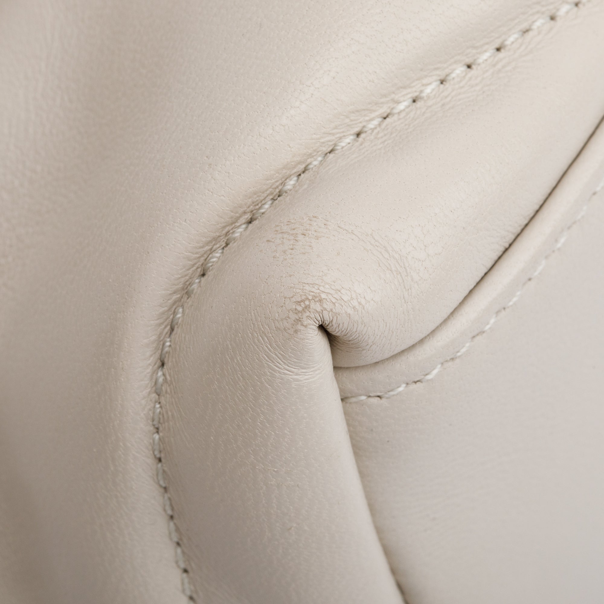 Saint Laurent 2022 White Nappa Leather Toy Puffer Loulou Shoulder Bag