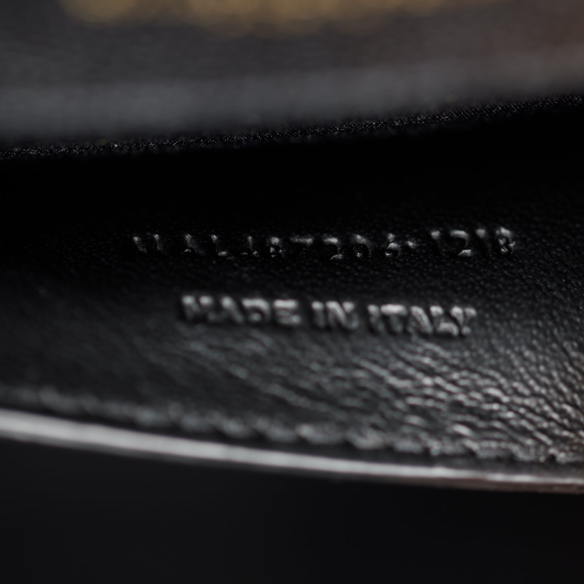 Saint Laurent Black Grained De Poudre Medium Envelope Shoulder Bag