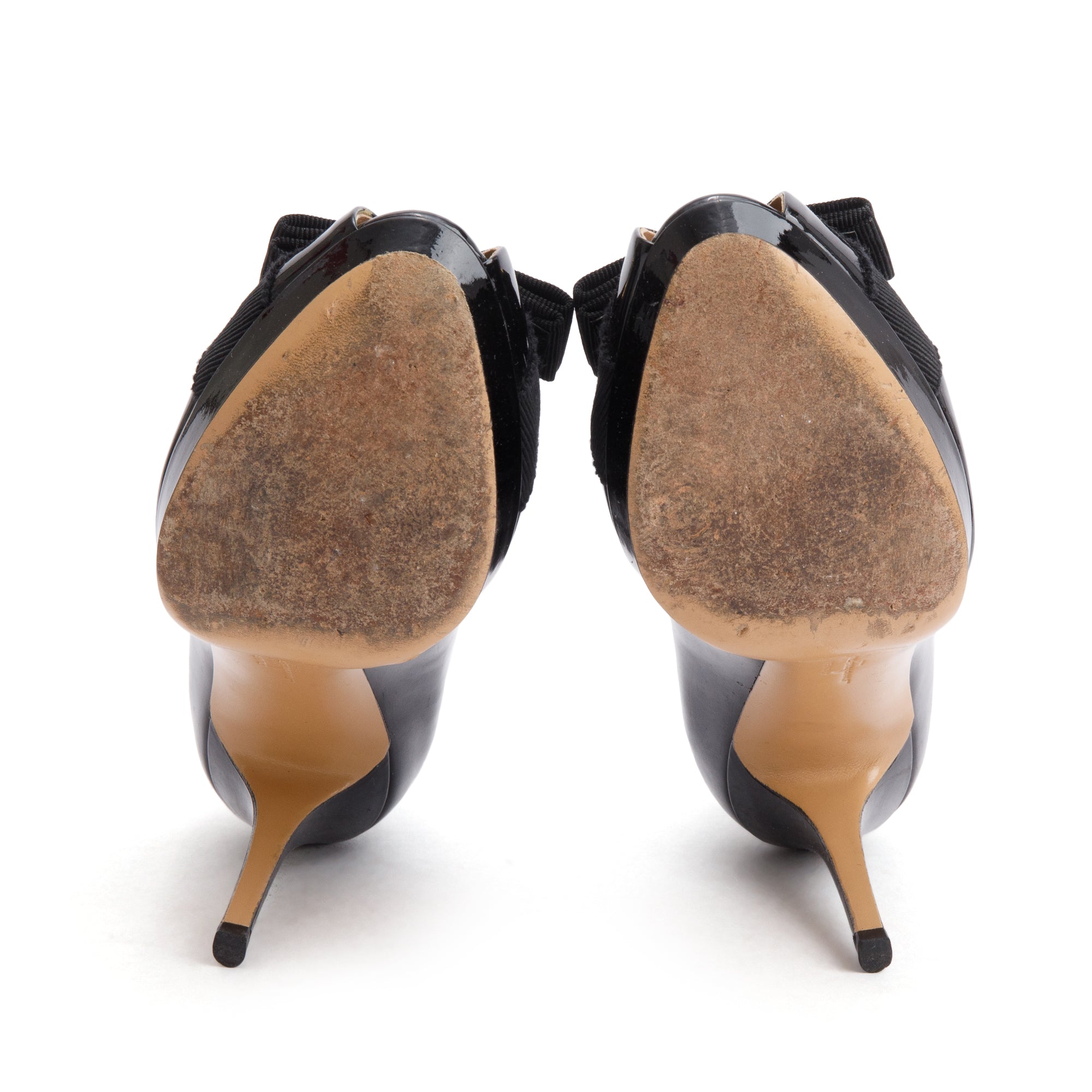 Salvatore Ferragamo Black Patent Leather Vara Double Bow Talia Pumps, Size 6.5 w/ Box