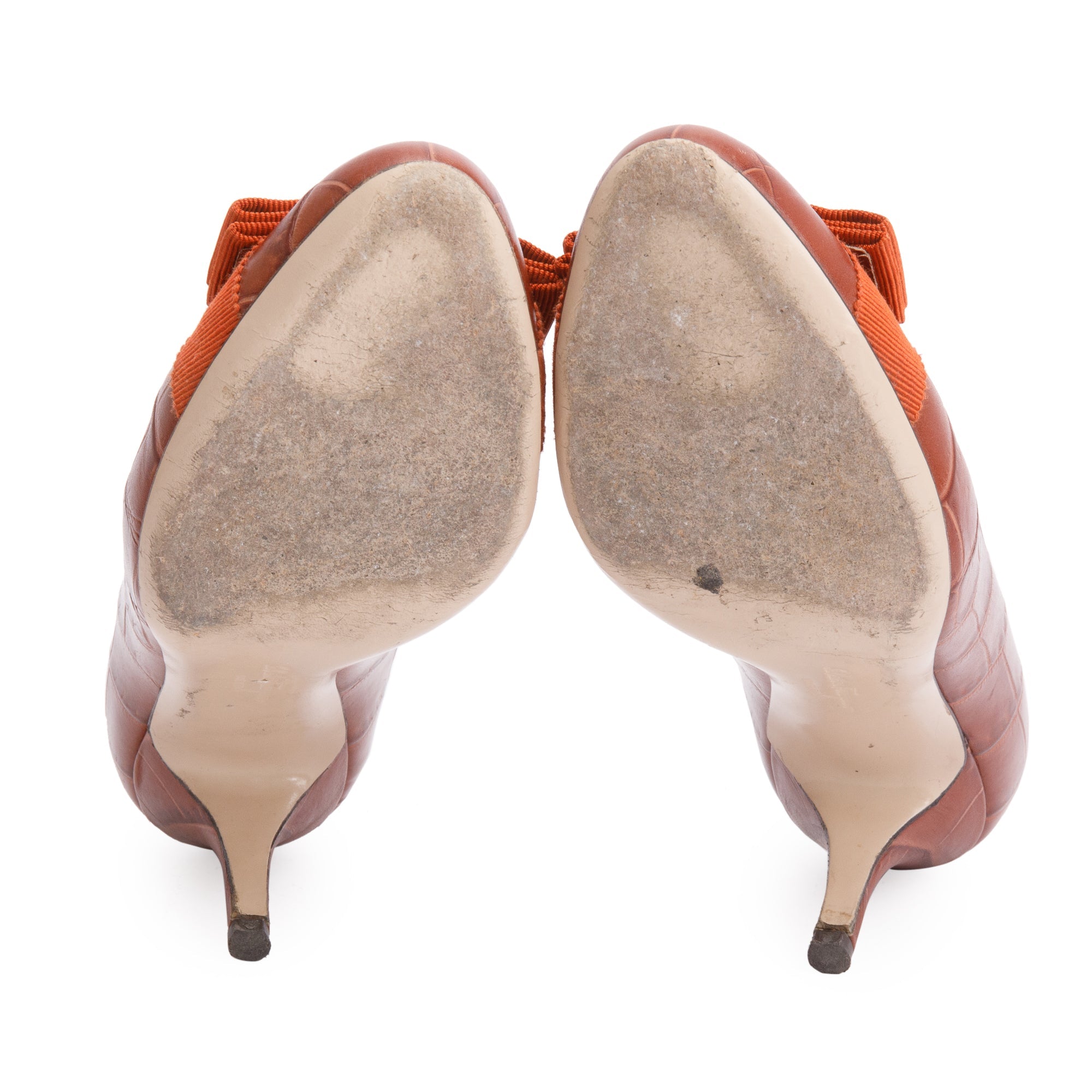 Salvatore Ferragamo Brown Croc-Embossed Leather Vara Bow Pumps, Size 6