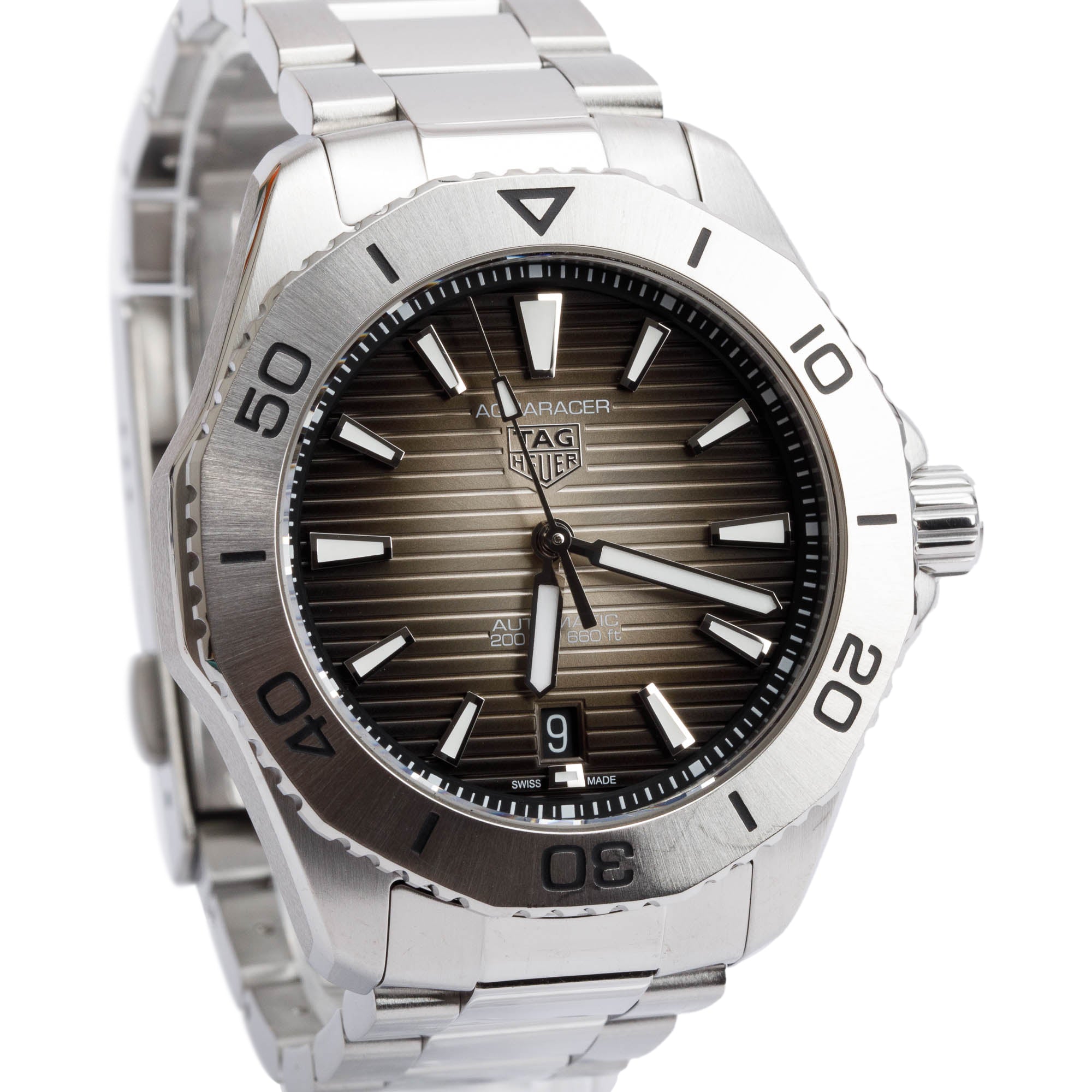 Tag Heuer 2023 Stainless Steel Aquaracer Professional 200 Meters 40 MM Automatic Watch WBP2110 w/ Box & Papers