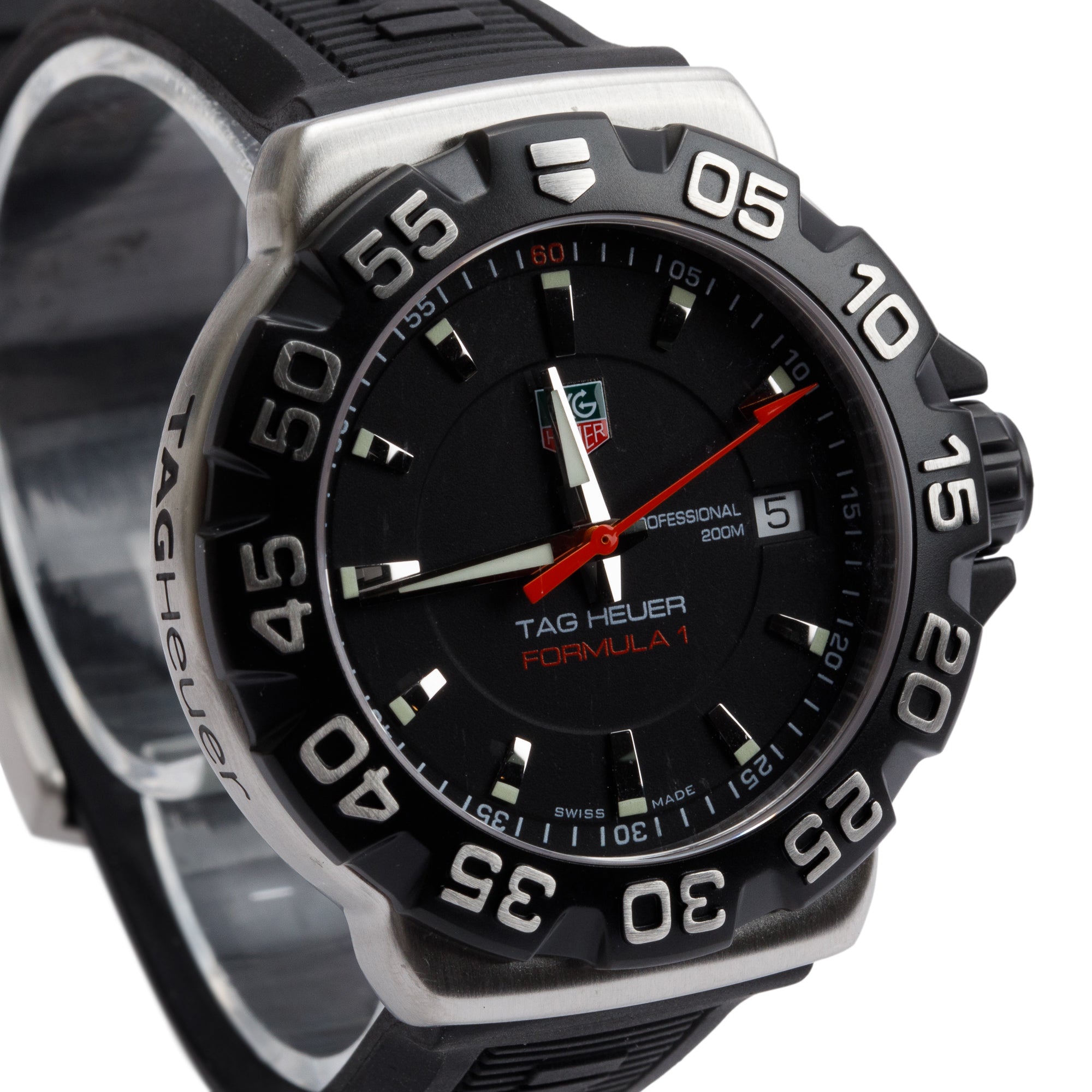 Tag Heuer Stainless Steel Formula 1 41 MM Quartz Watch WAH1110 w/ Case & Card