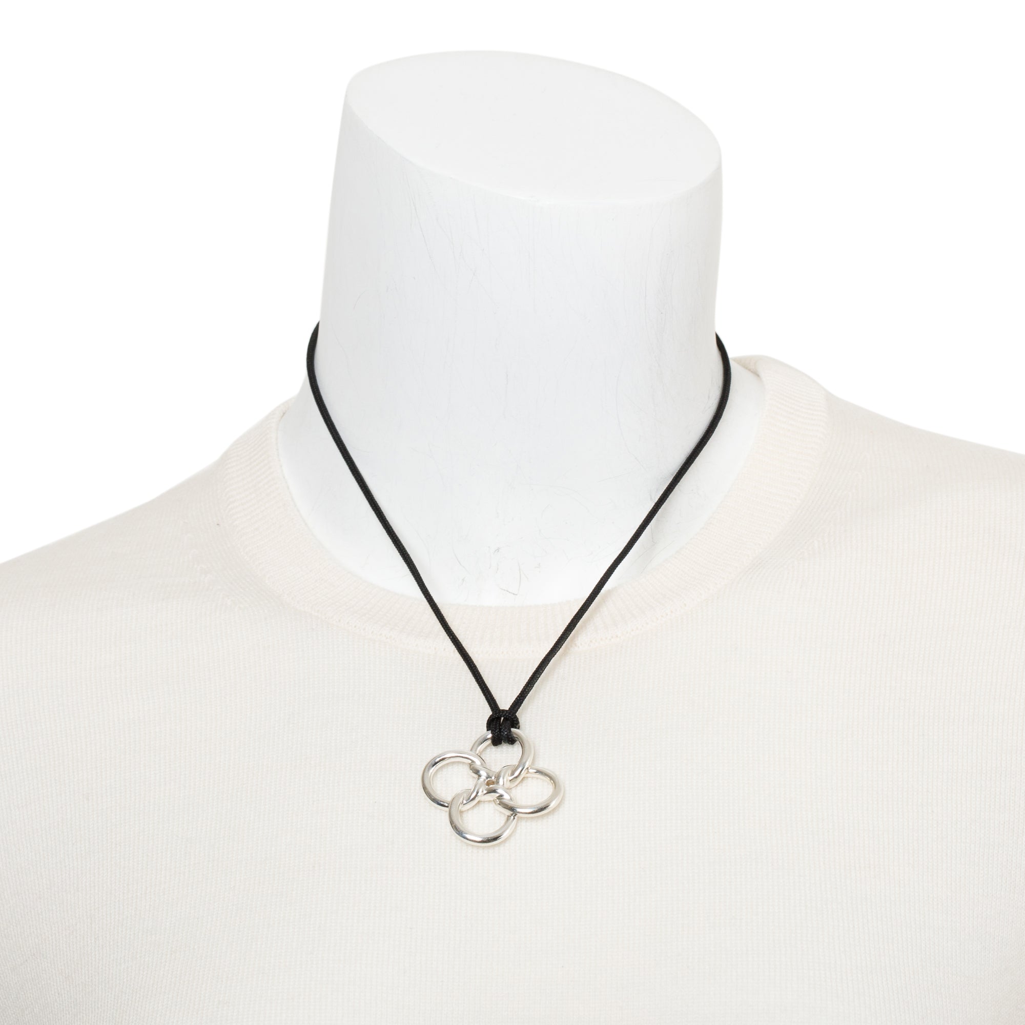 Tiffany & Co. Elsa Peretti Sterling Silver Quadrifoglio Pendant Cord Necklace