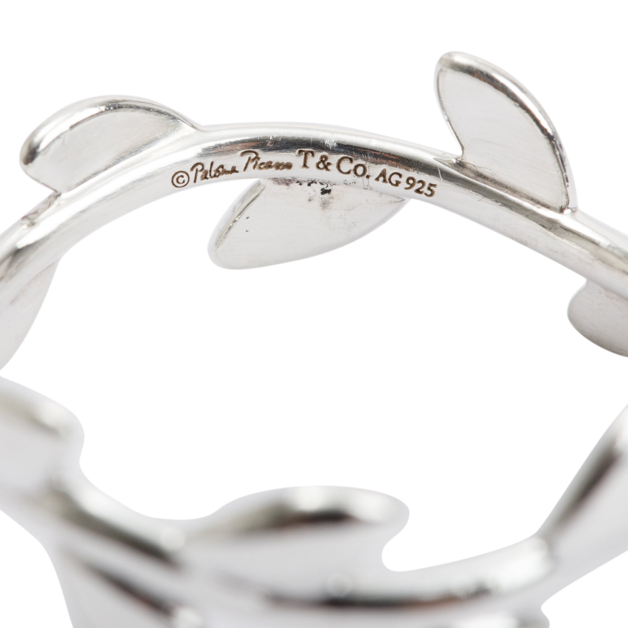 Tiffany & Co. Paloma Picasso Sterling Silver Narrow Olive Leaf Band Ring, Size 7