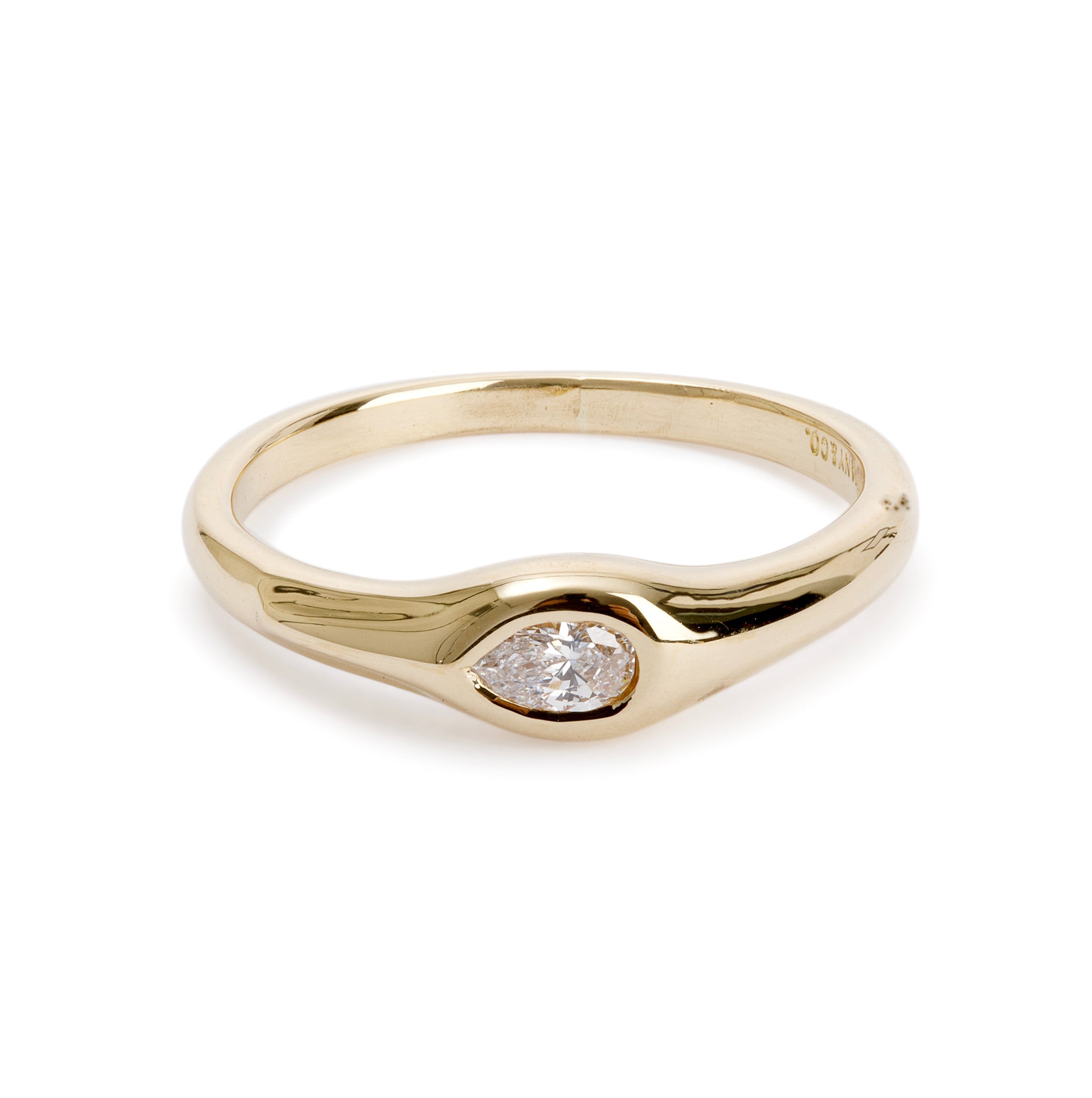 Tiffany & Co. Vintage 18k Yellow Gold Pear Shaped Diamond Ring